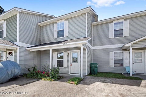 Townhouse For Sale - 14859 Angela Drive<br/> Gulfport, MS 39503