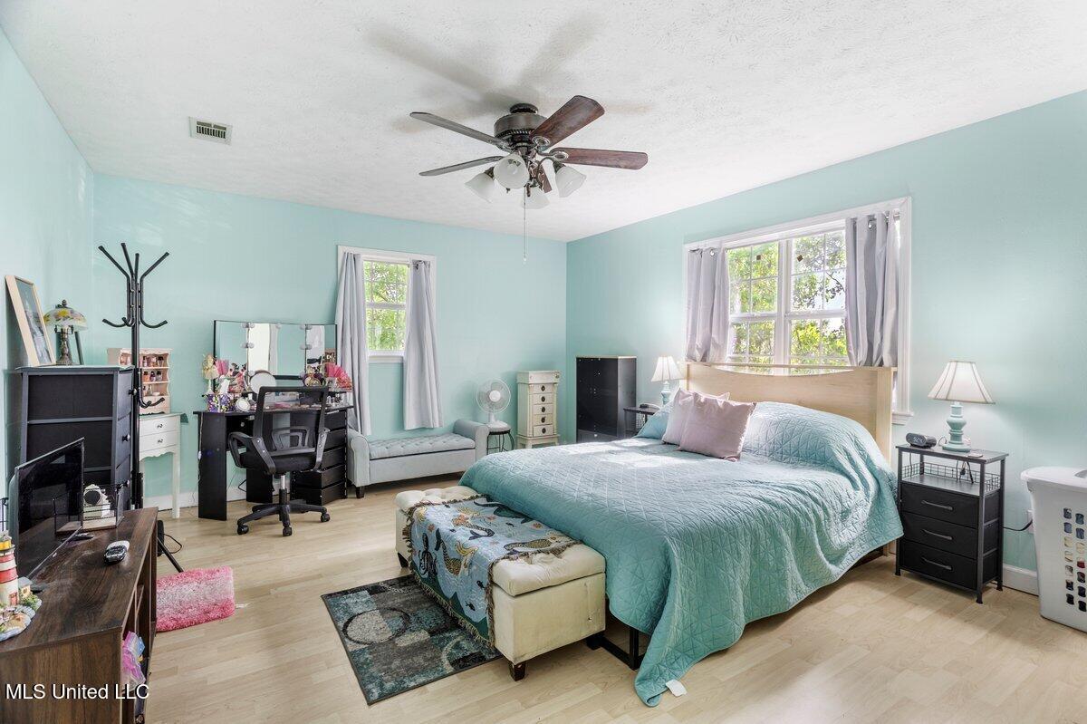 5052 Schira Street, Bay Saint Louis, Mississippi image 13