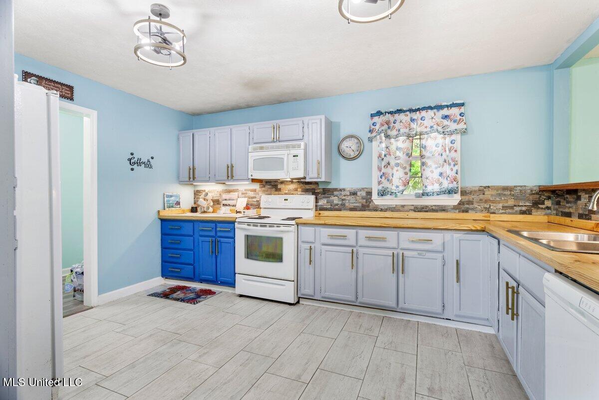 5052 Schira Street, Bay Saint Louis, Mississippi image 10