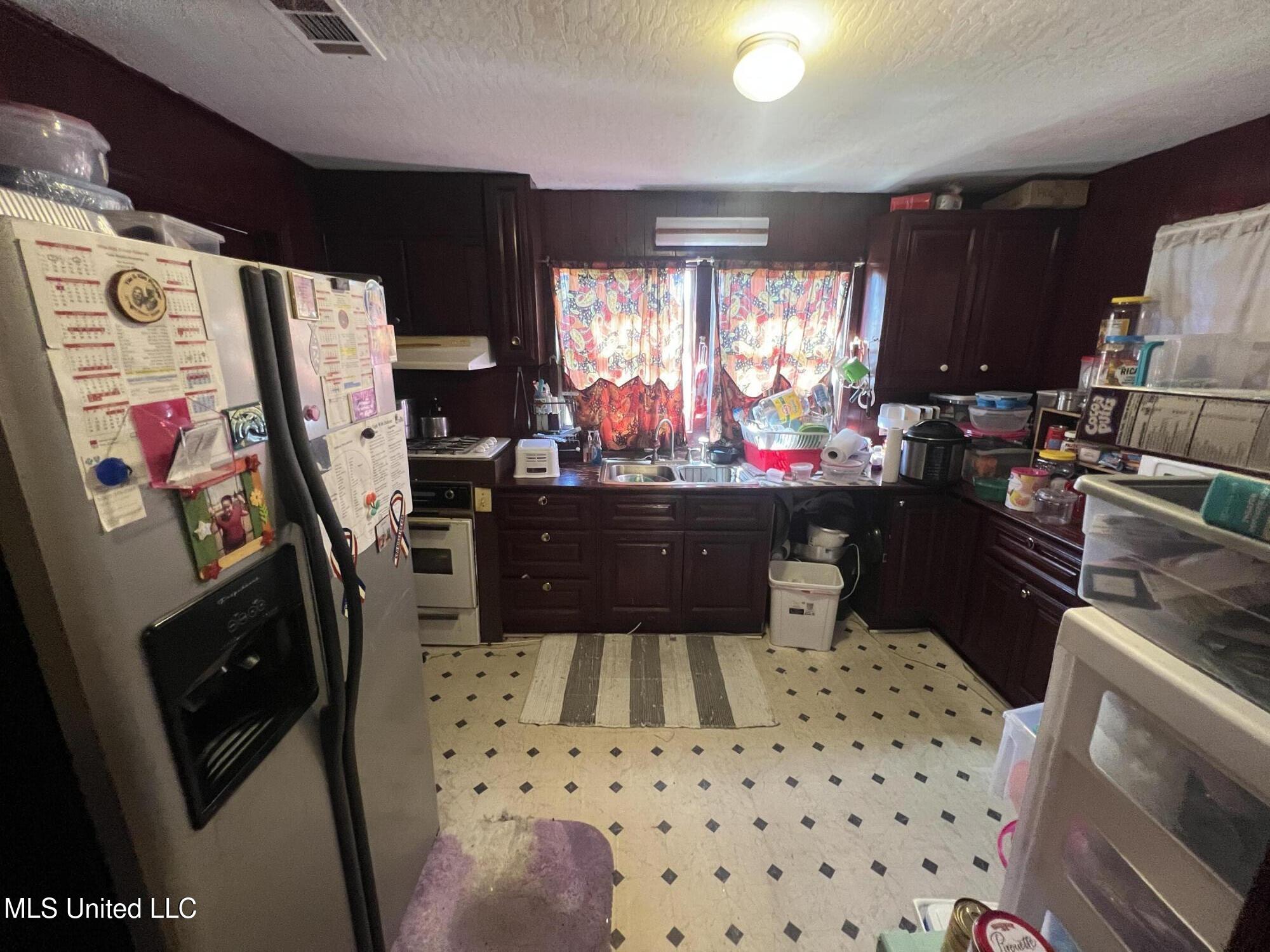 4223 Wisconsin Avenue, Gulfport, Mississippi image 6
