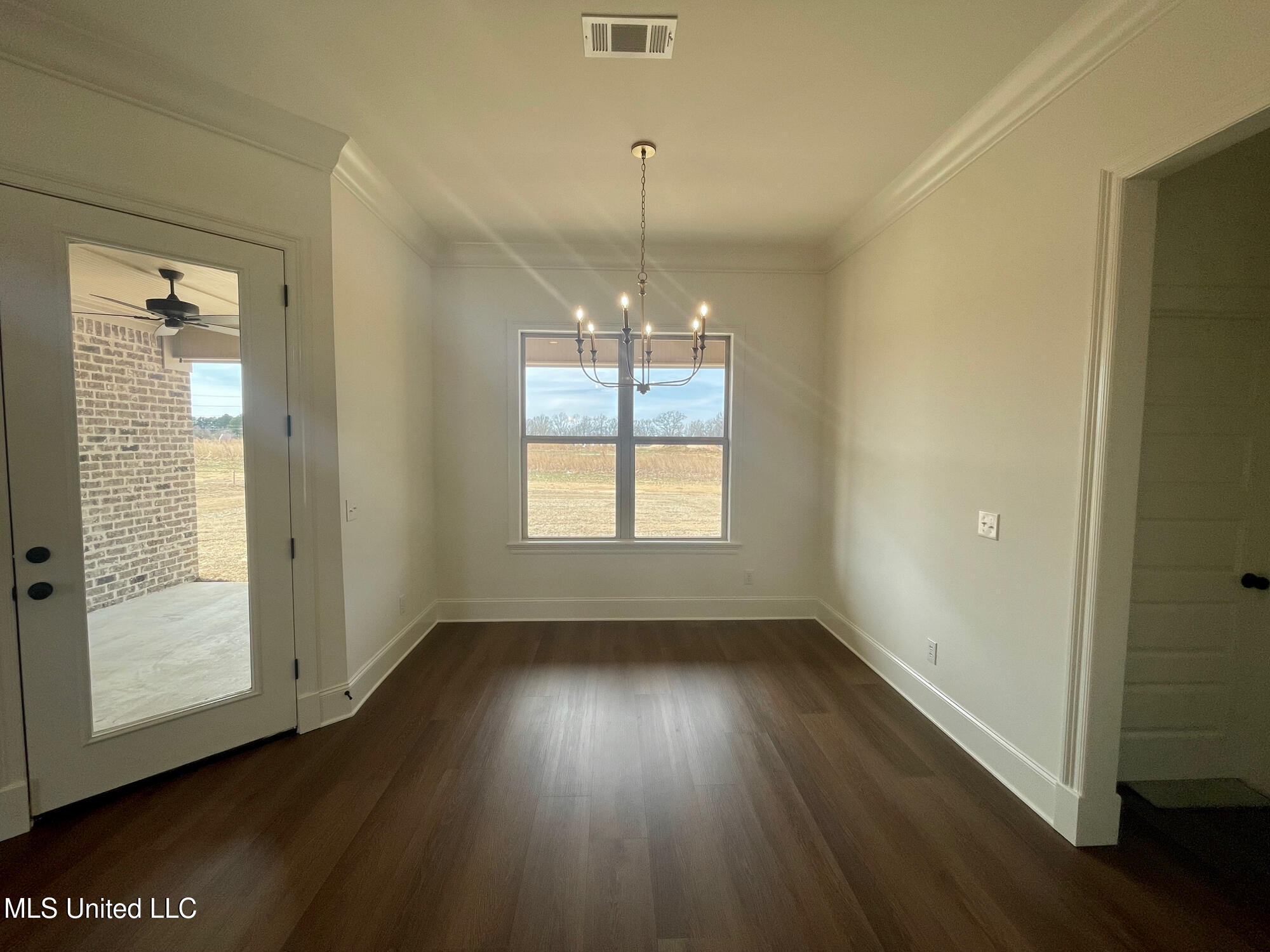 473 Aurora Circle, Canton, Mississippi image 13