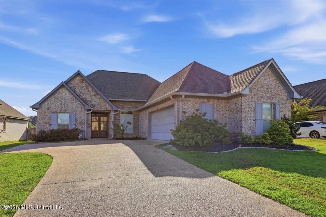120 Emerald Drive