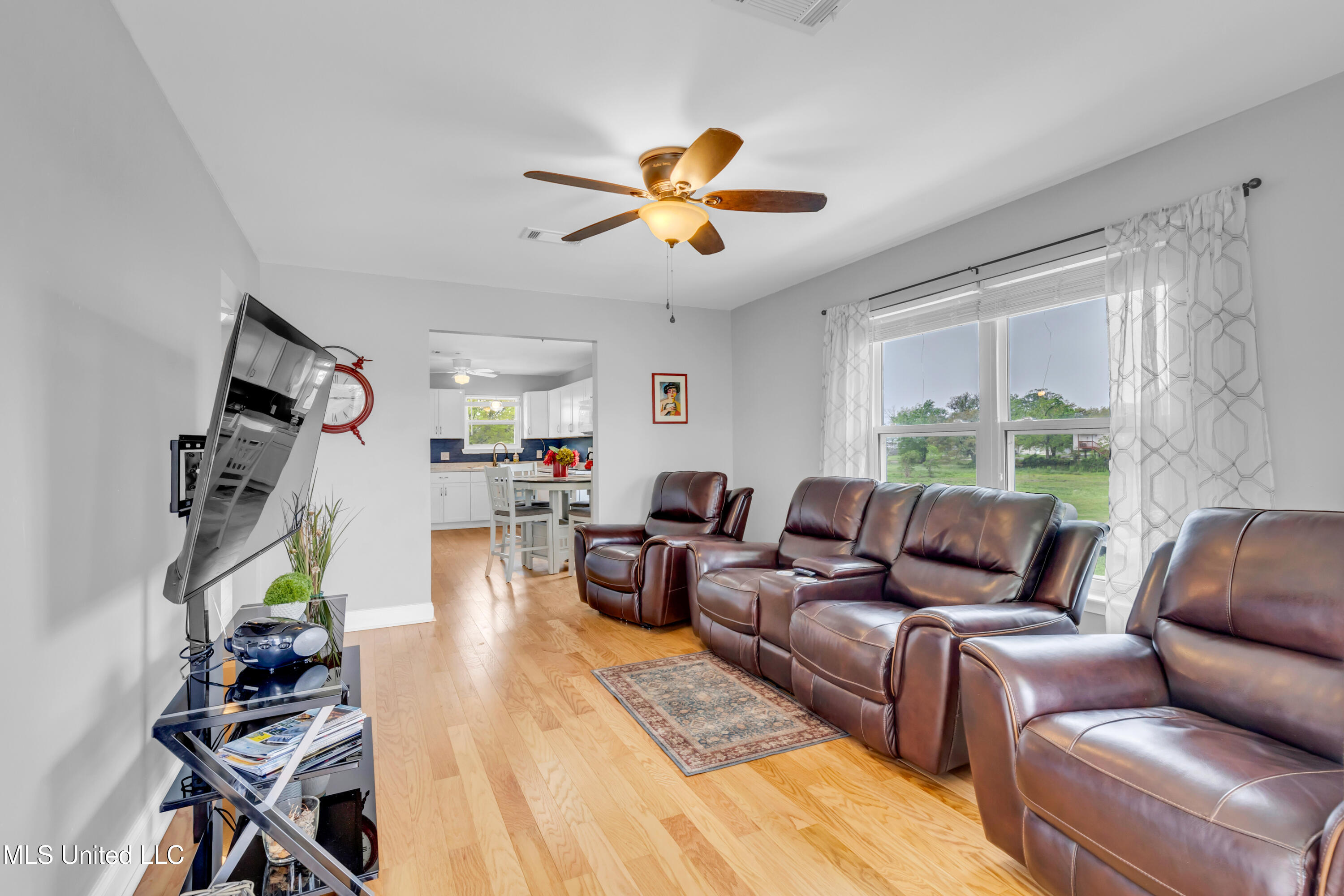395 Bonner Drive, Biloxi, Mississippi image 10