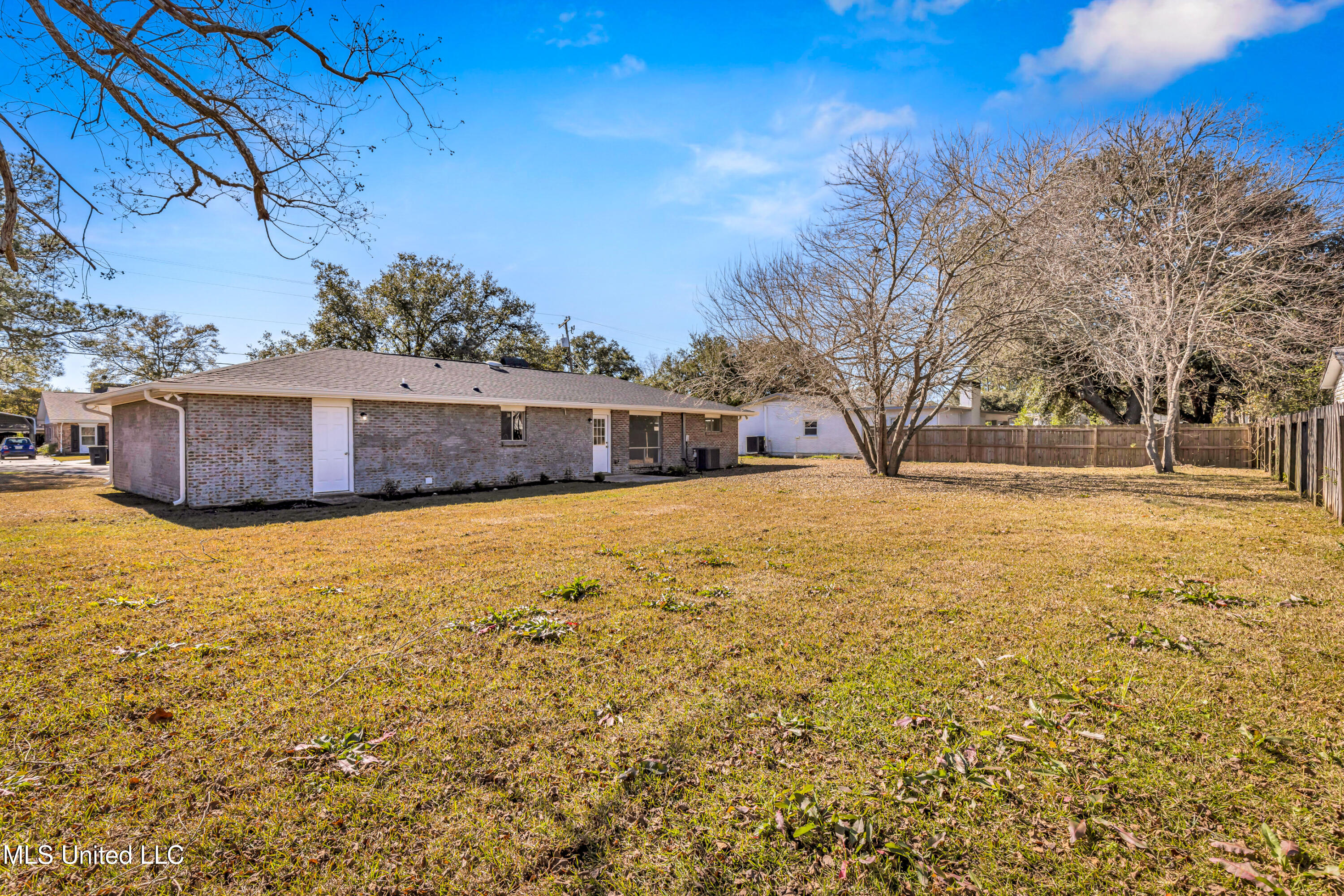 615 Highland Drive, Bay Saint Louis, Mississippi image 32