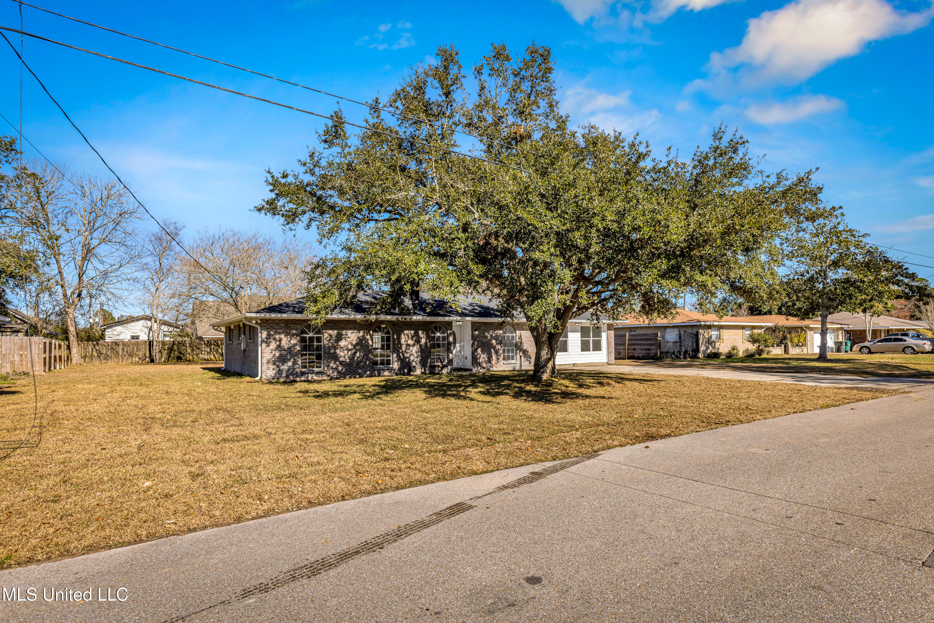 615 Highland Drive, Bay Saint Louis, Mississippi image 3