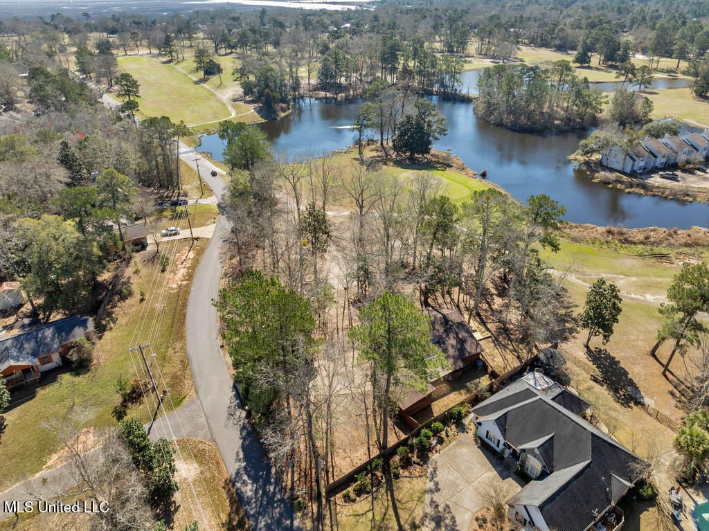 8305 Pine Cone Drive, Gautier, Mississippi image 47