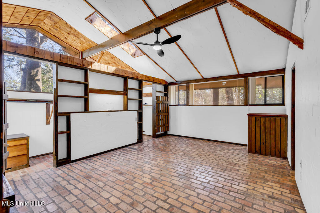 8305 Pine Cone Drive, Gautier, Mississippi image 23