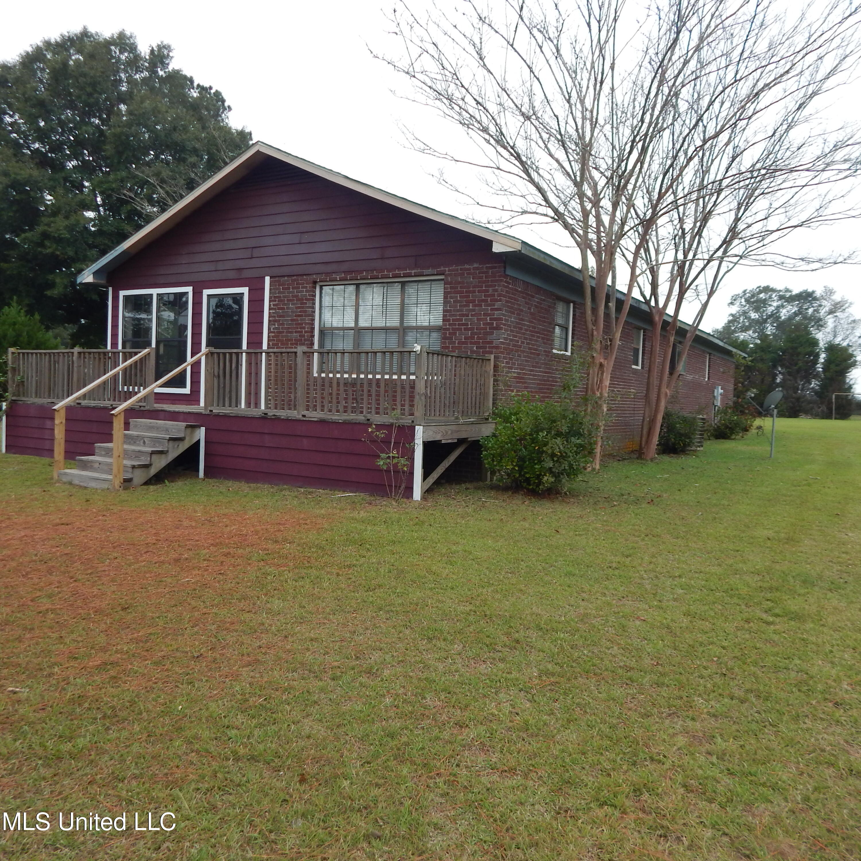 166 Raineys Lane, Lucedale, Mississippi image 2