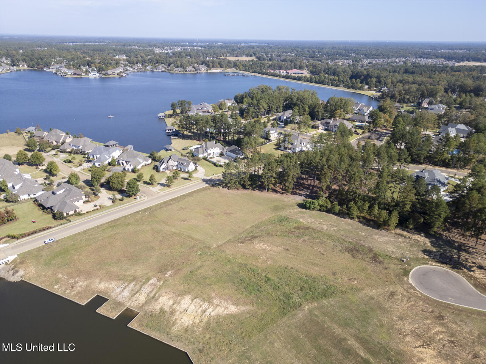 356 Lake Village Drive, Madison, Mississippi image 6