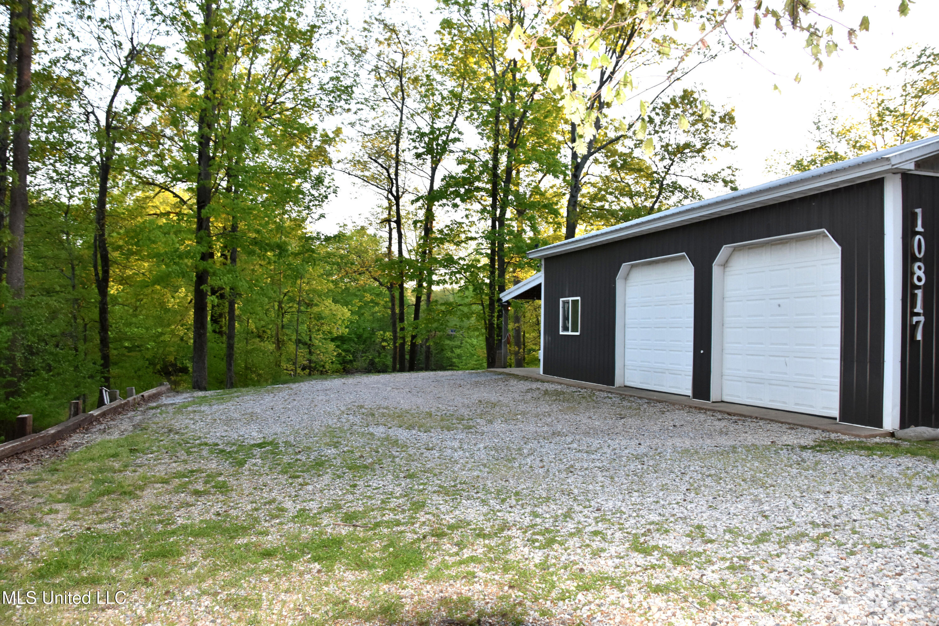 10817 Loch Lomond Circle, Hernando, Mississippi image 25