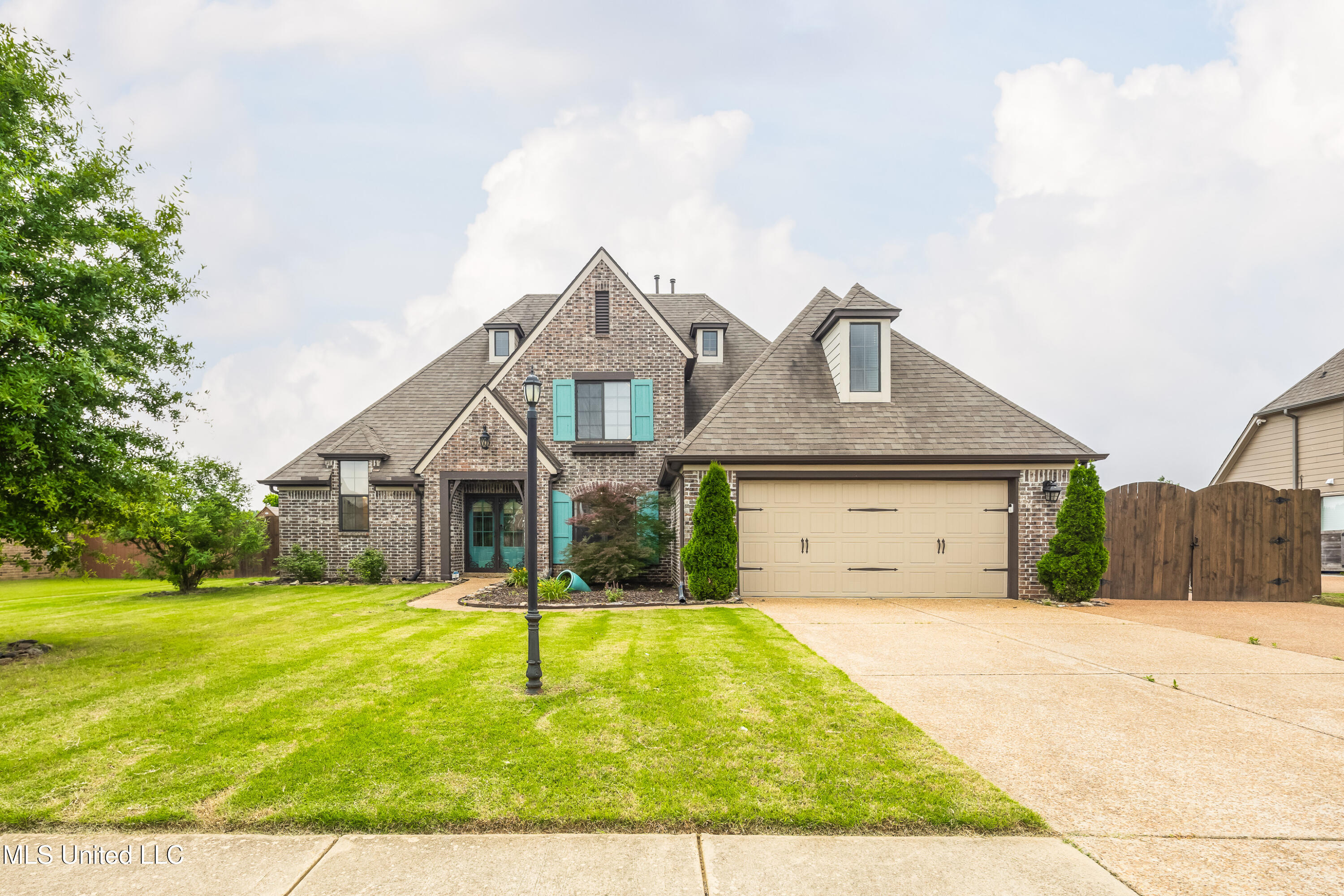 13525 Lapstone Loop, Olive Branch, Mississippi image 1