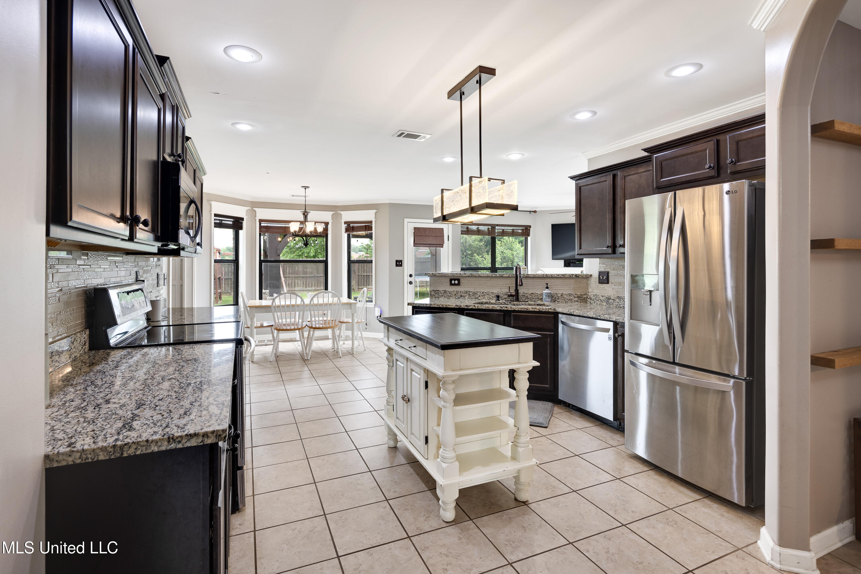 13525 Lapstone Loop, Olive Branch, Mississippi image 10