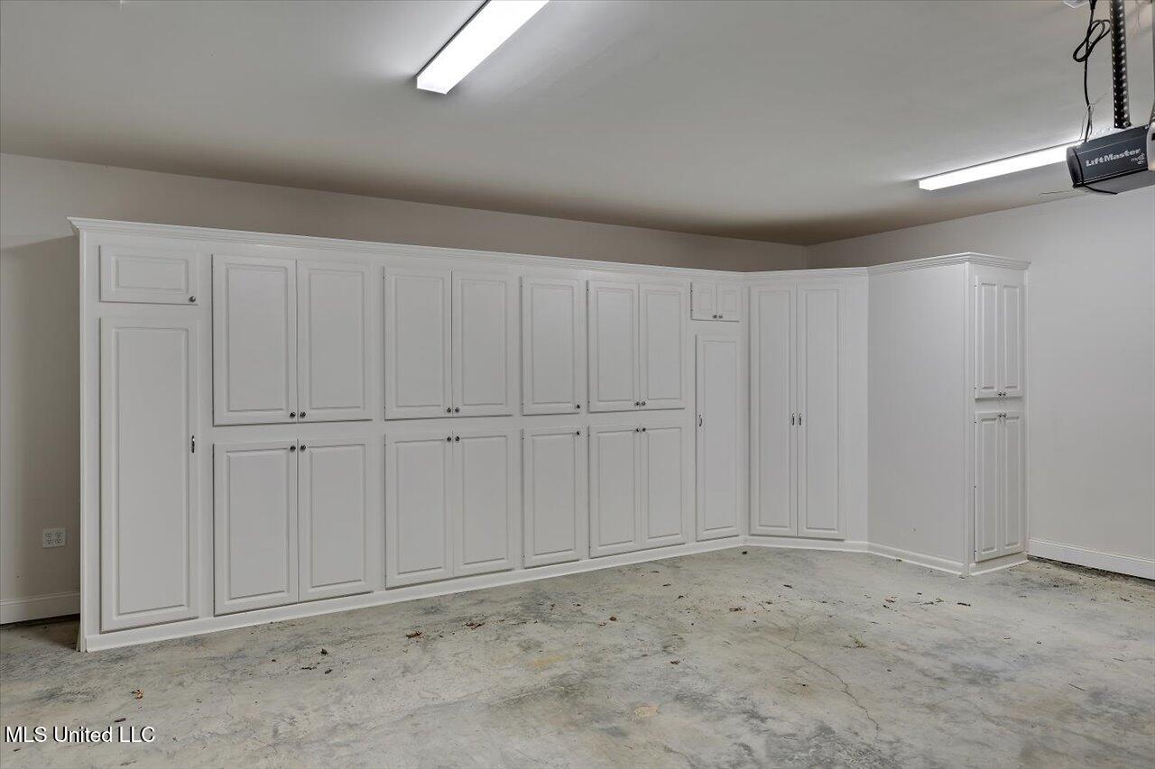 172 Cornerstone Drive, Madison, Mississippi image 4