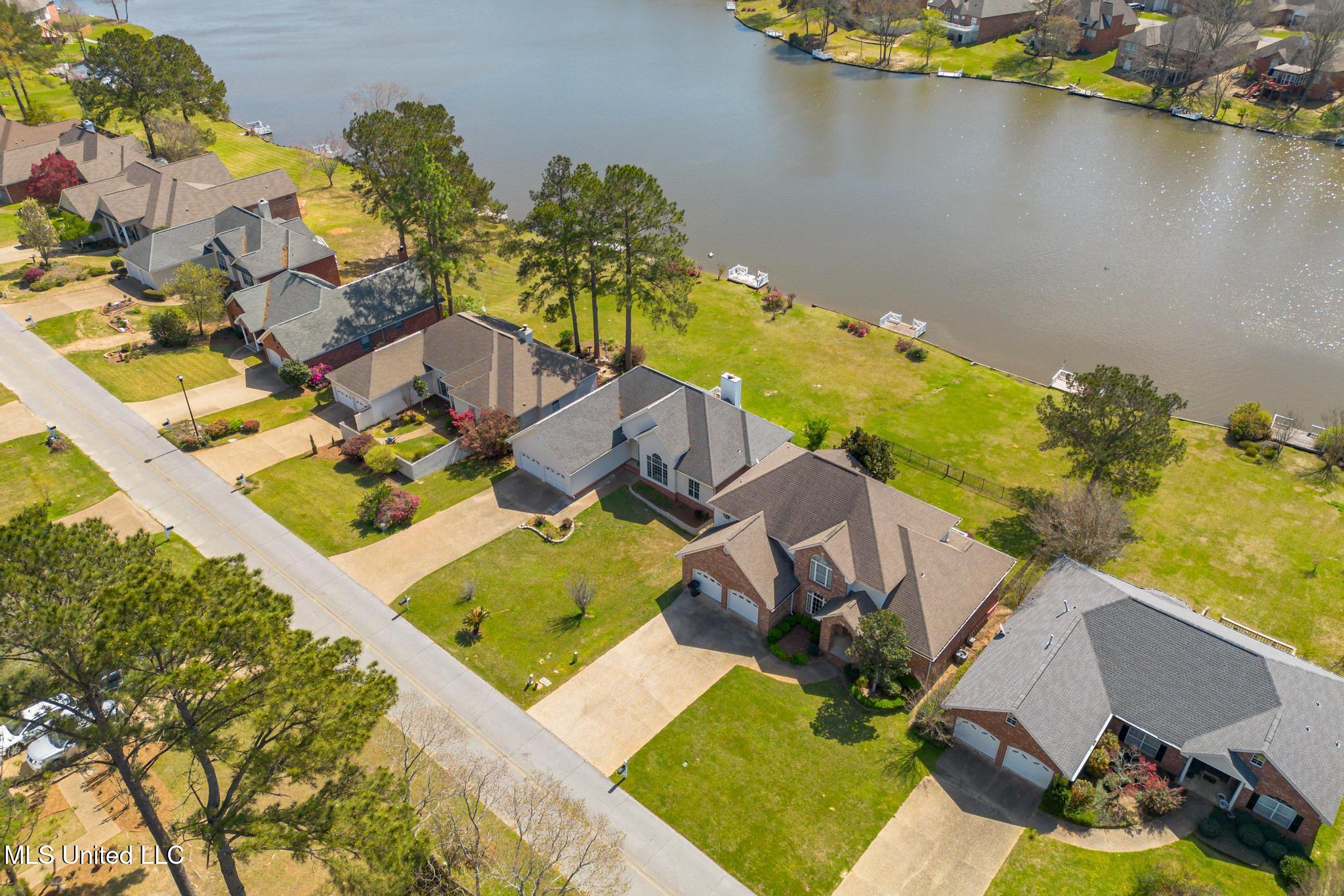 98 W Shore Drive, Hattiesburg, Mississippi image 37