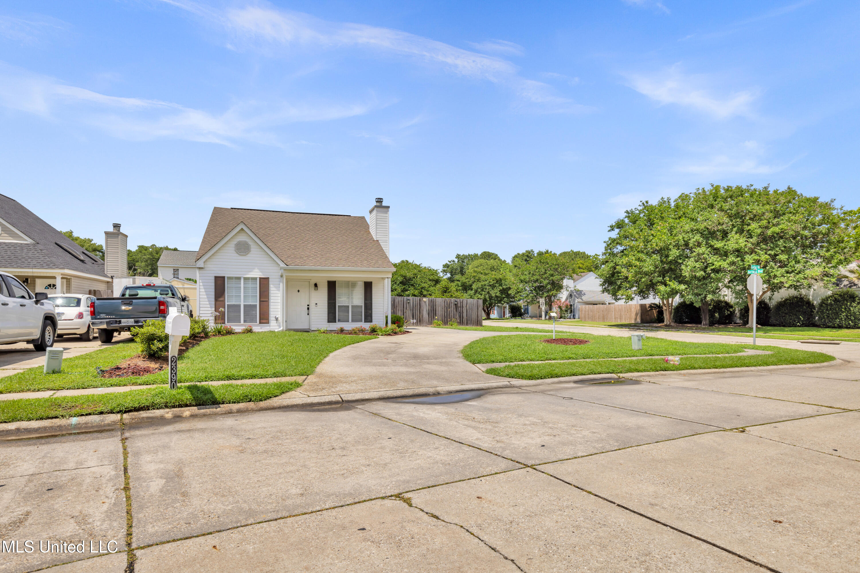 2390 Carter Road, Biloxi, Mississippi image 1