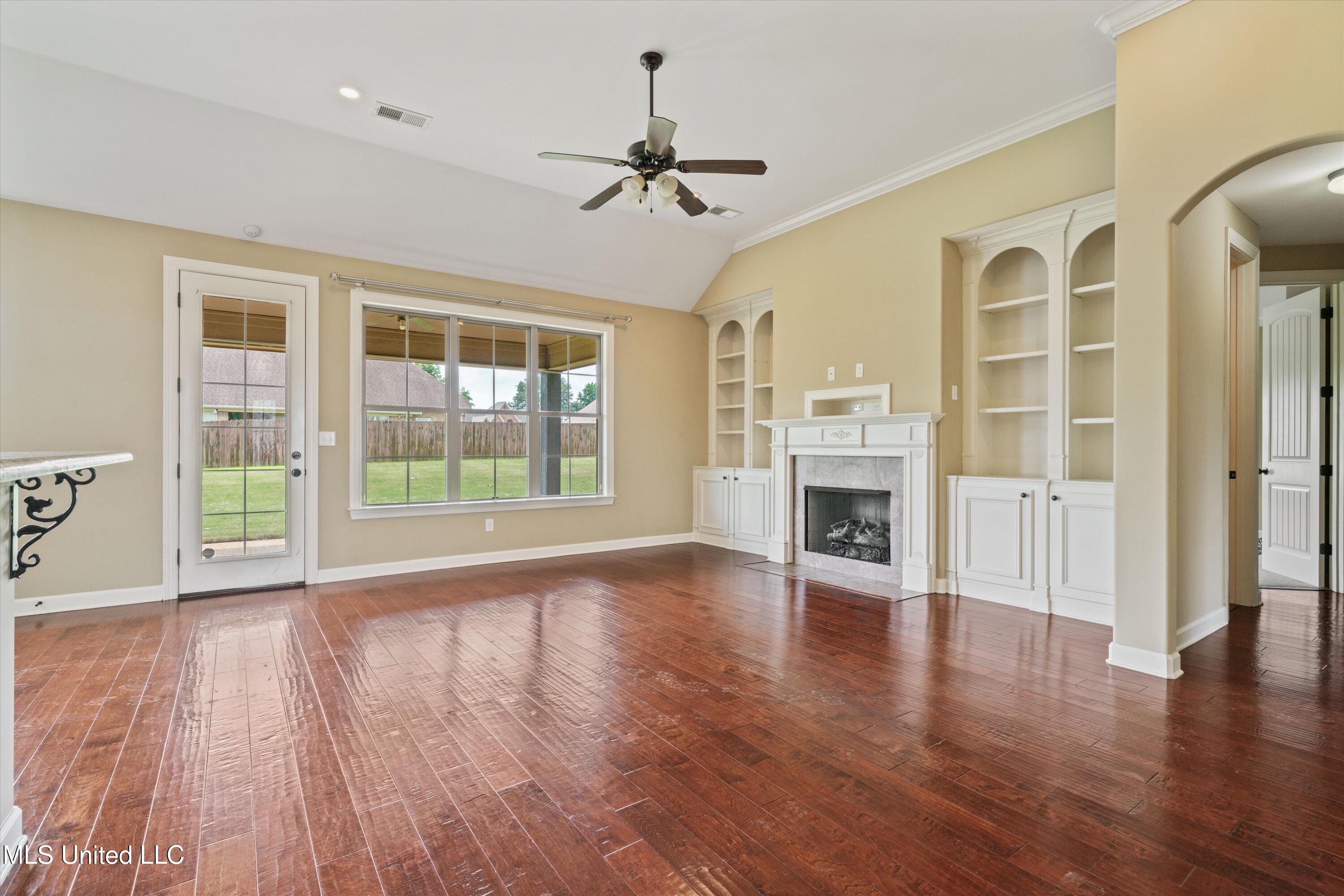 4913 Deer Run Road, Olive Branch, Mississippi image 7