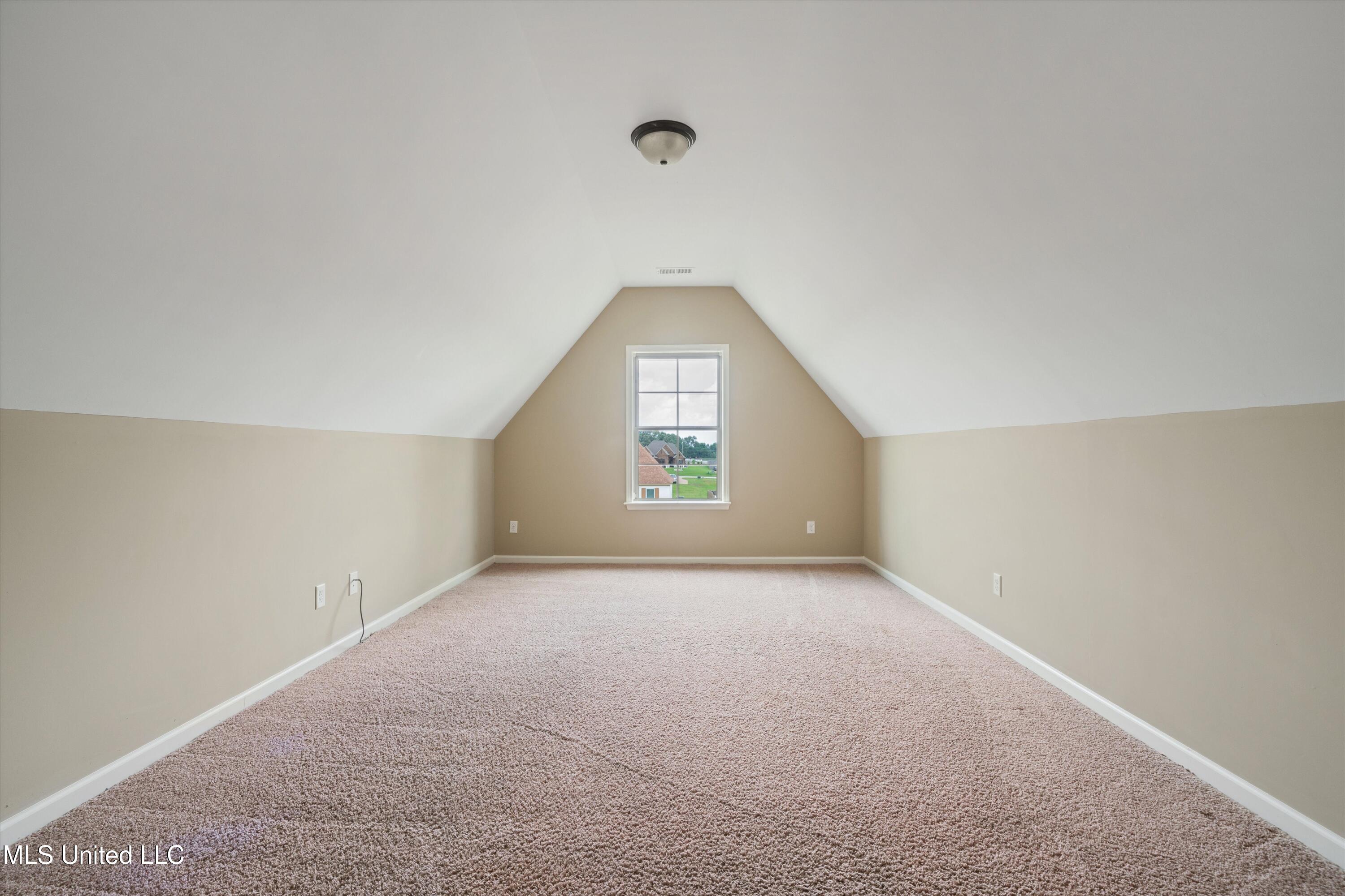 4913 Deer Run Road, Olive Branch, Mississippi image 23