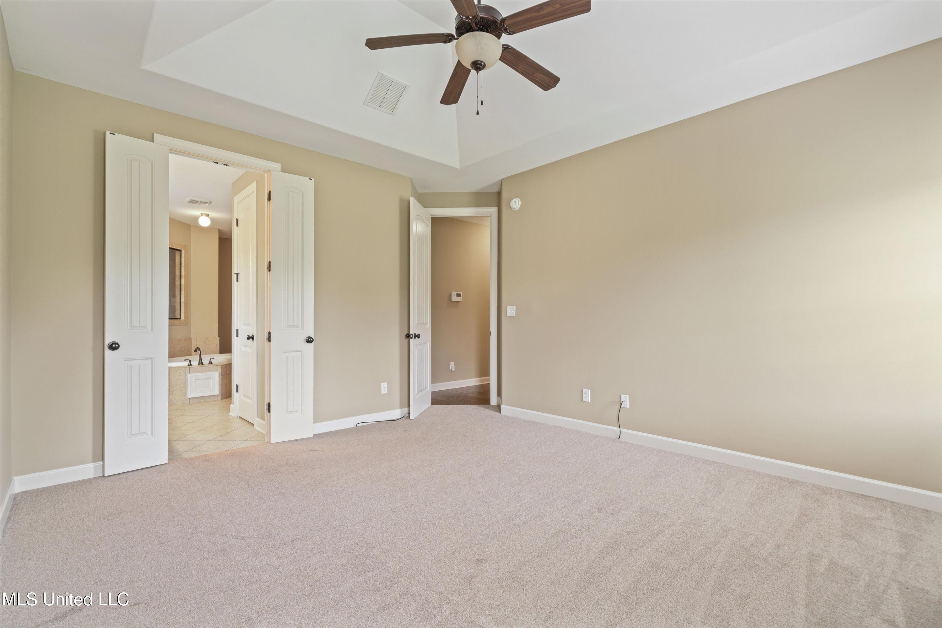 4913 Deer Run Road, Olive Branch, Mississippi image 16
