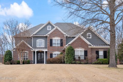 Single Family Residence in Southaven MS 4319 Trumpington Cove.jpg