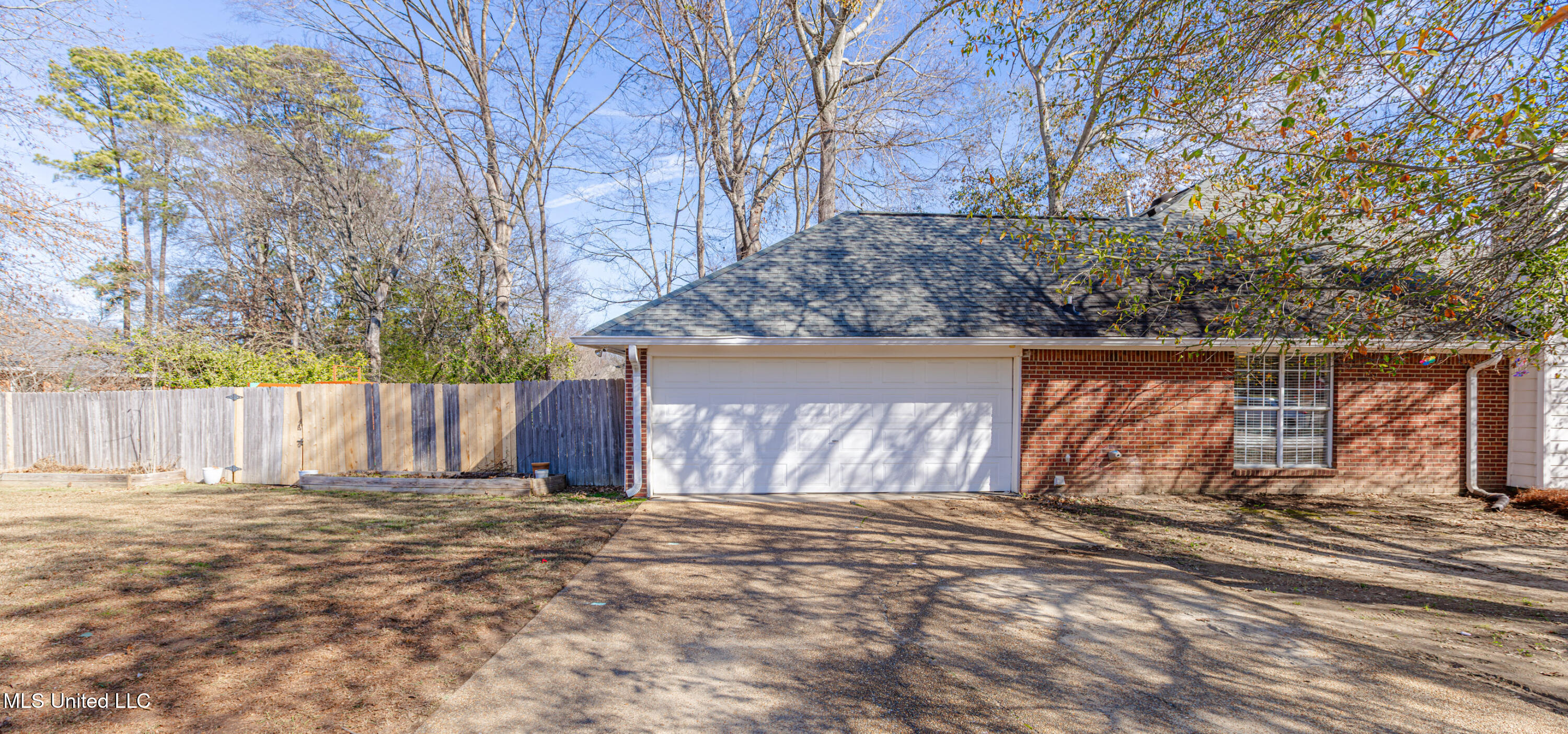 546 Spring Hill Drive, Madison, Mississippi image 5