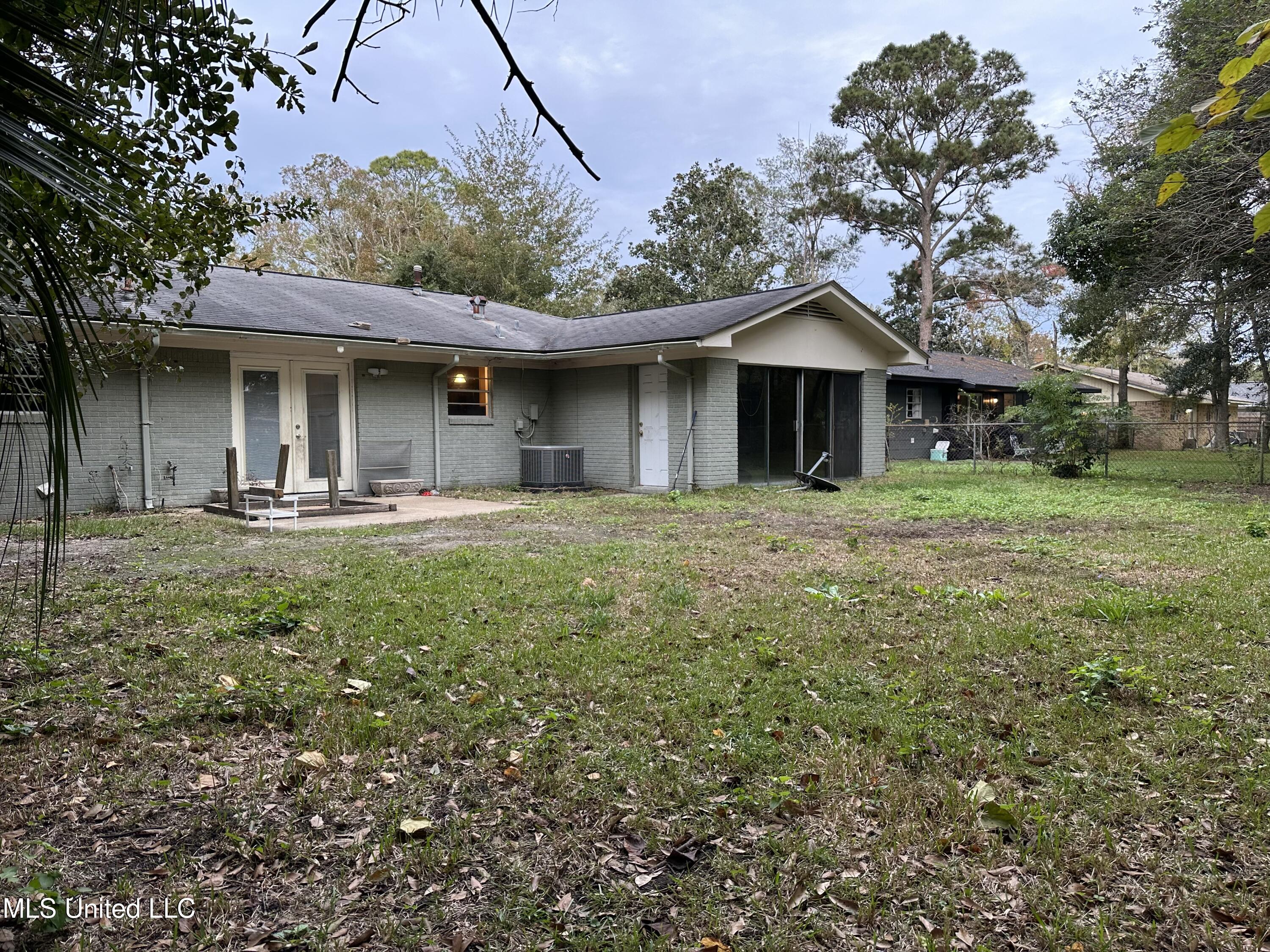 107 Beverly Drive, Ocean Springs, Mississippi image 23