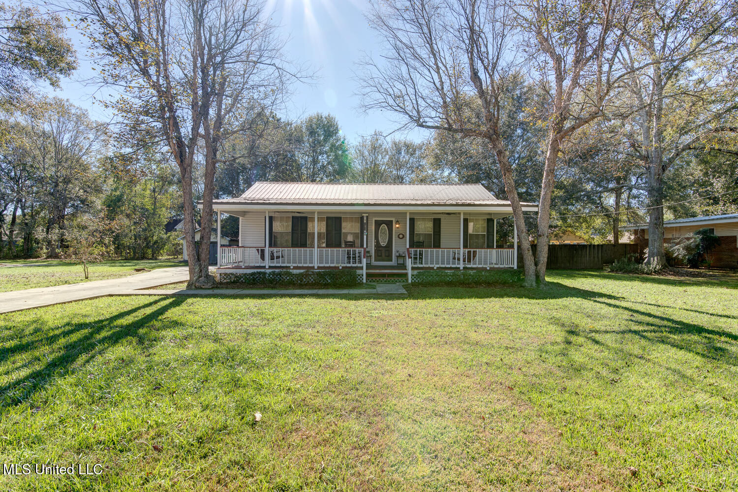 721 Stovall Avenue, Picayune, Mississippi image 1