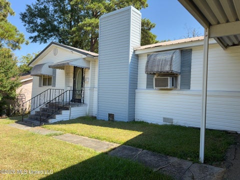 Homes For Sale - 1616 Gibralter Drive<br/> Jackson, MS 39204