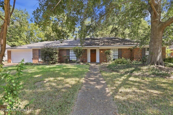 144 WESTLAKE DR, BRANDON, MS 39047 - Image c064a2f7678e5b83e9d006bfab73a8cd/2680584826