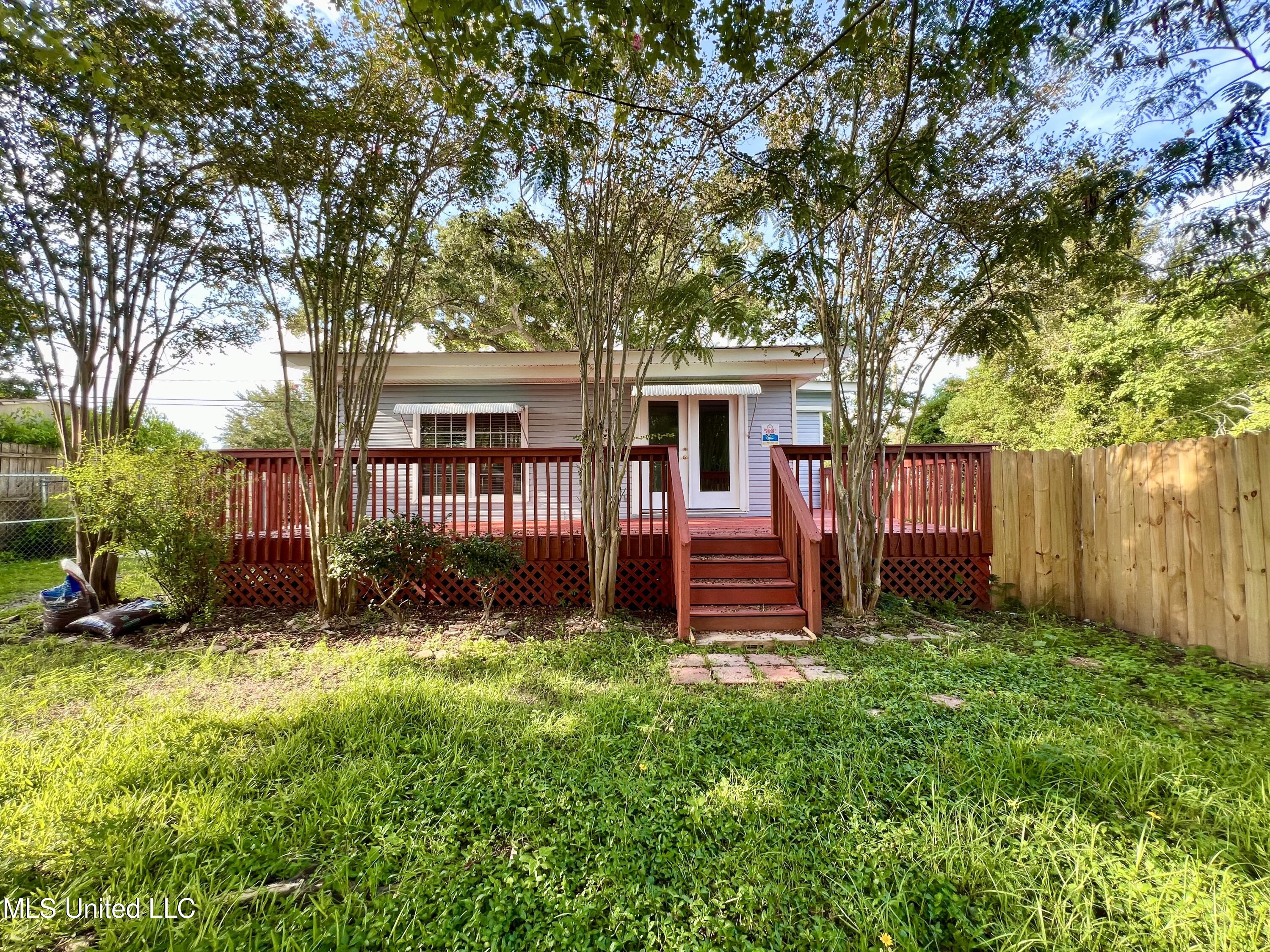 225 Magnolia Street, Long Beach, Mississippi image 32