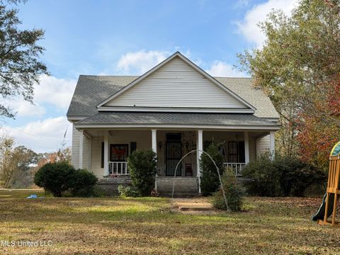 Homes For Sale - 461 Highway 545<br/> Magee, MS 39111