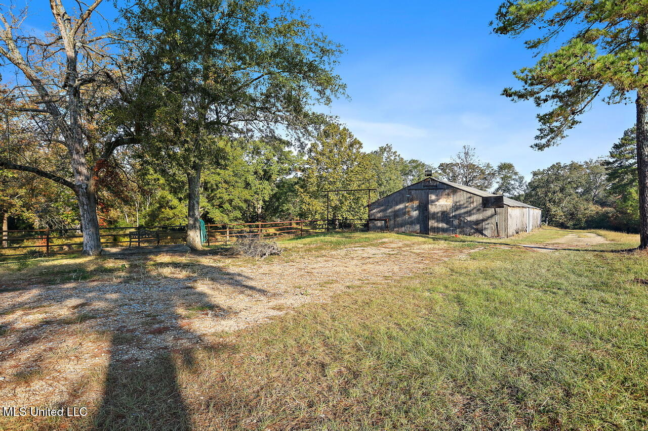 624 Mccluer Road, Jackson, Mississippi image 25