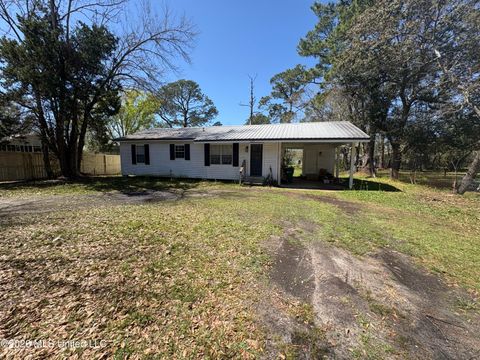 Homes For Sale - 4301 Briggs Street<br/> Moss Point, MS 39563