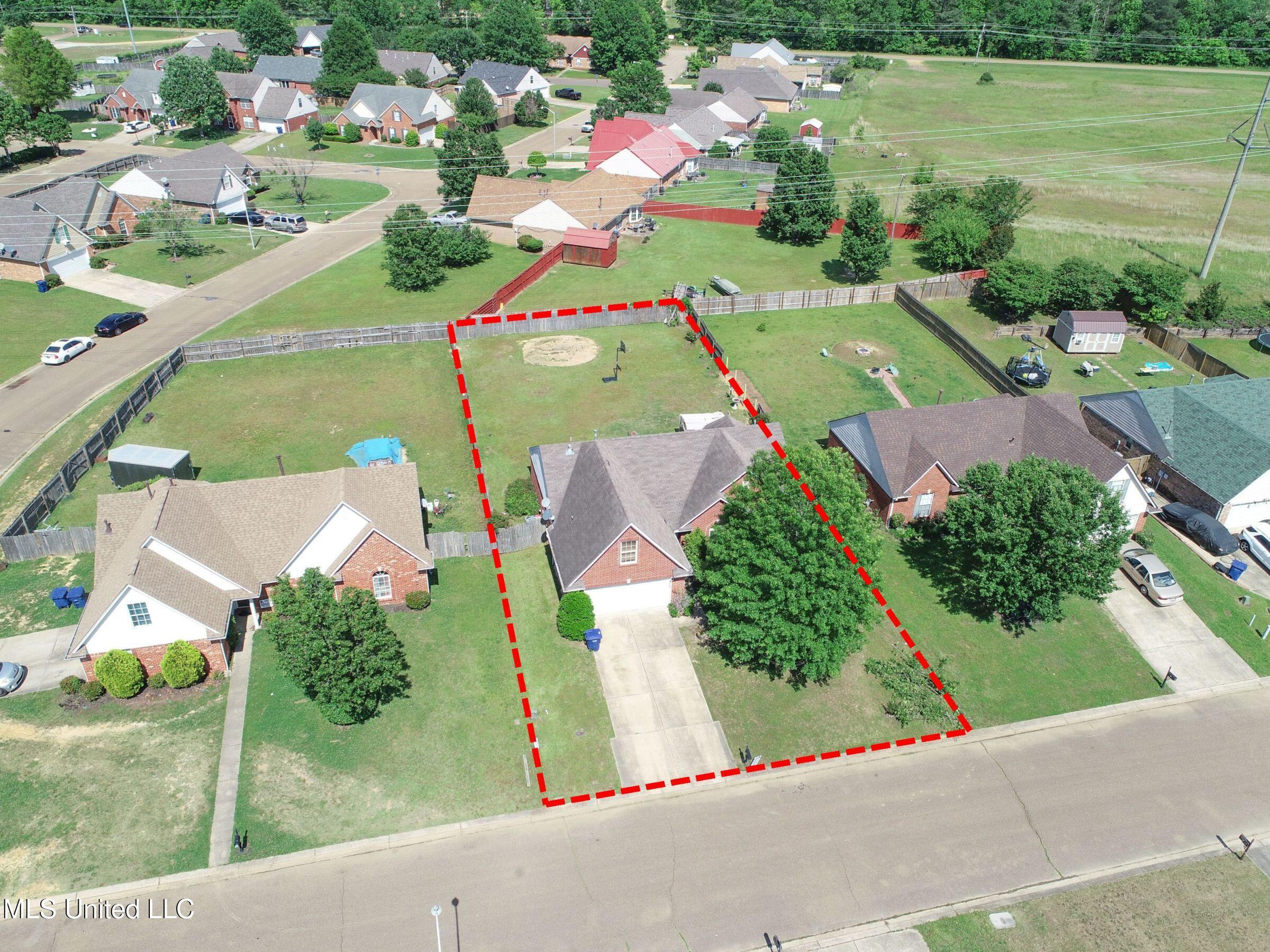120 Oakleigh Drive, Batesville, Mississippi image 4