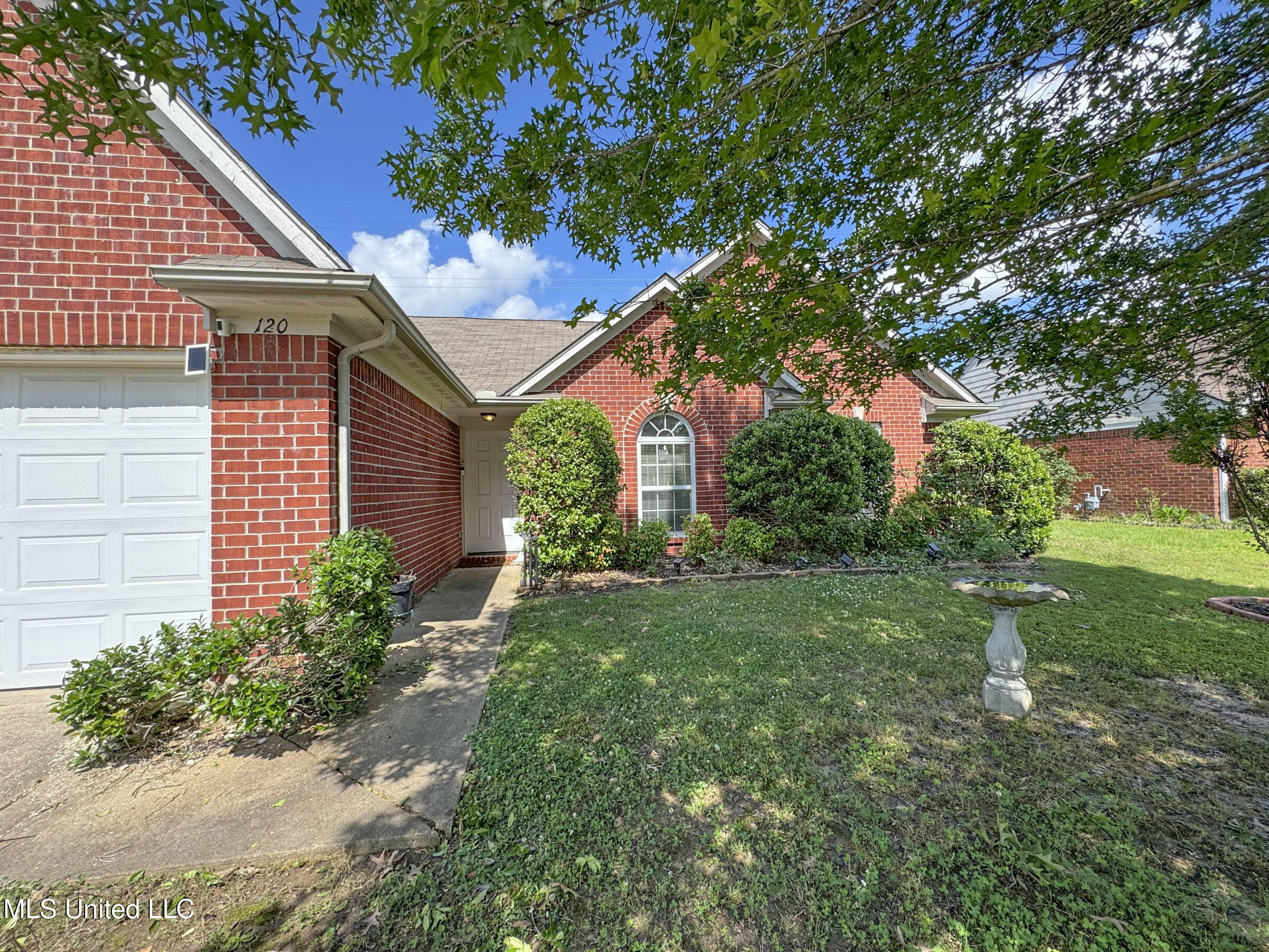120 Oakleigh Drive, Batesville, Mississippi image 25