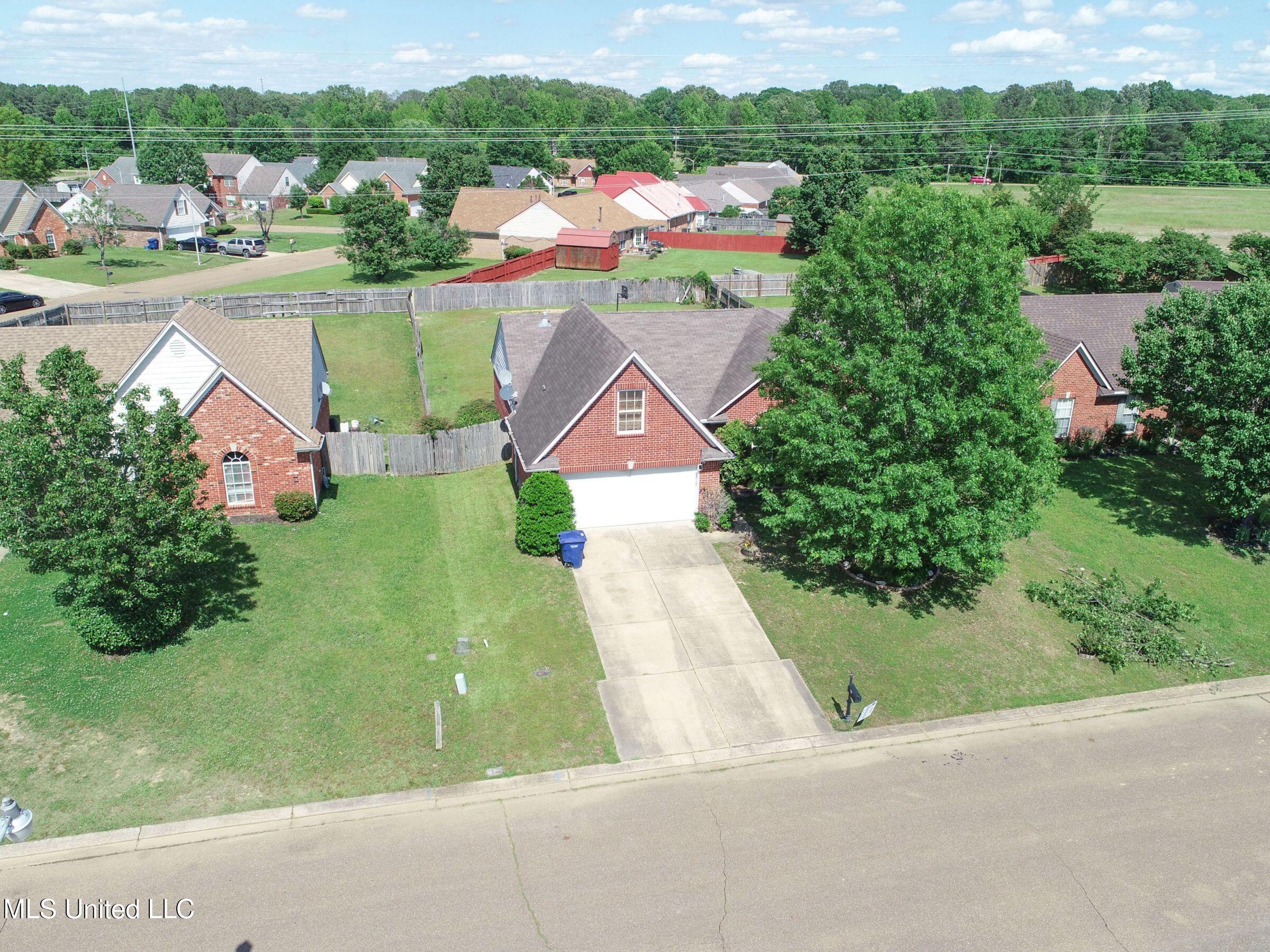 120 Oakleigh Drive, Batesville, Mississippi image 6