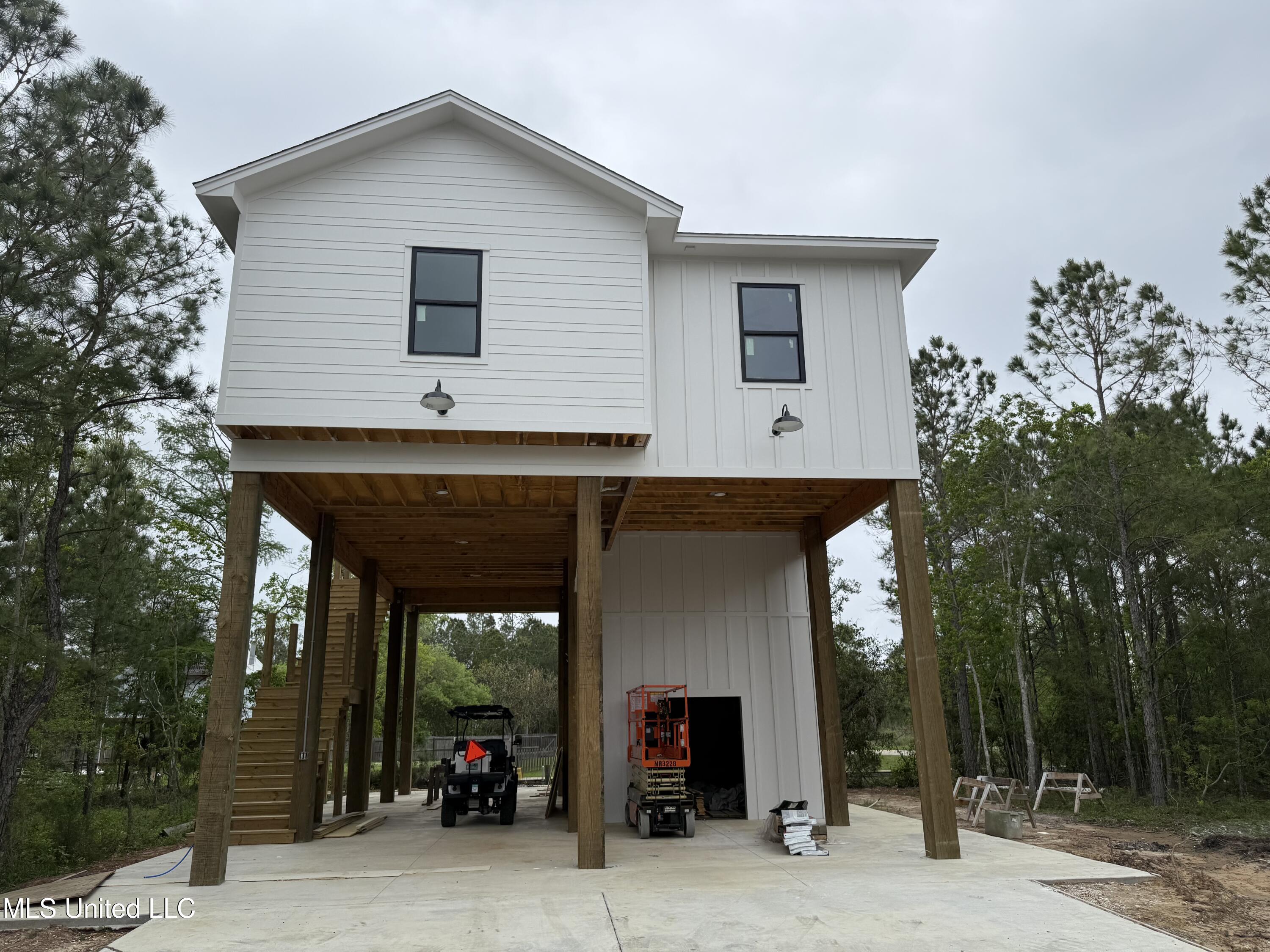 4180 20th Avenue, Bay Saint Louis, Mississippi image 1