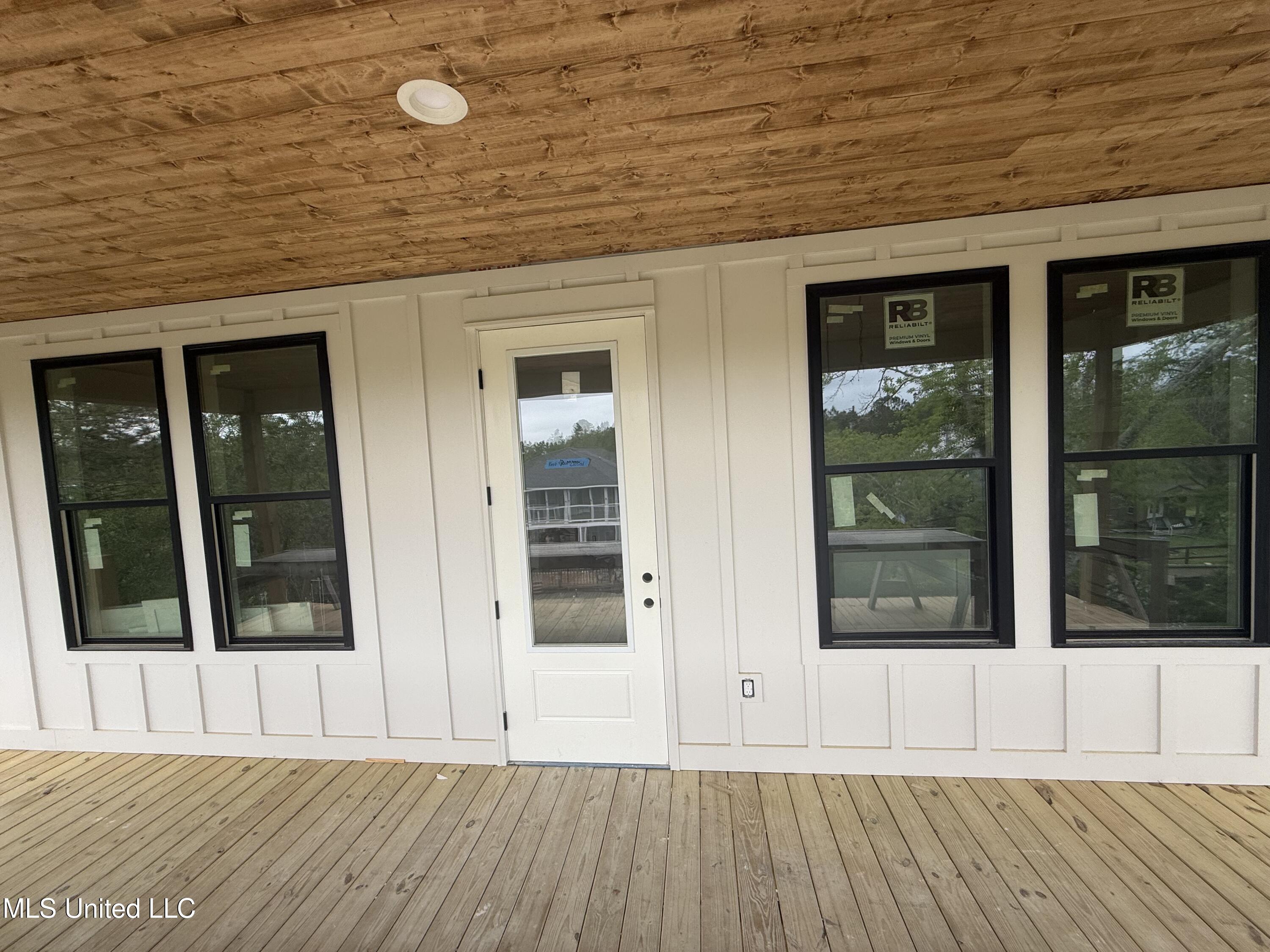 4180 20th Avenue, Bay Saint Louis, Mississippi image 2