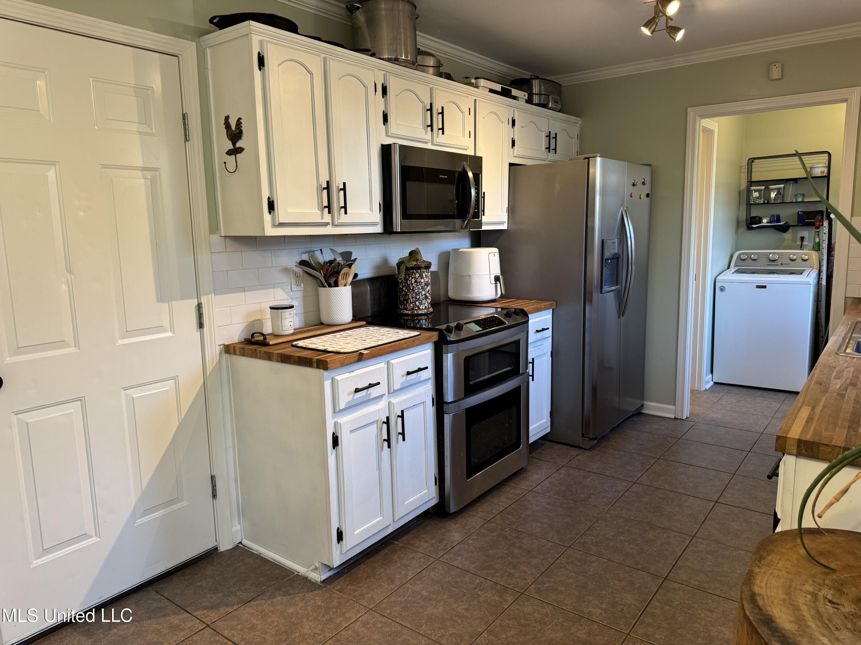 9416 E Geneva Loop, Olive Branch, Mississippi image 9