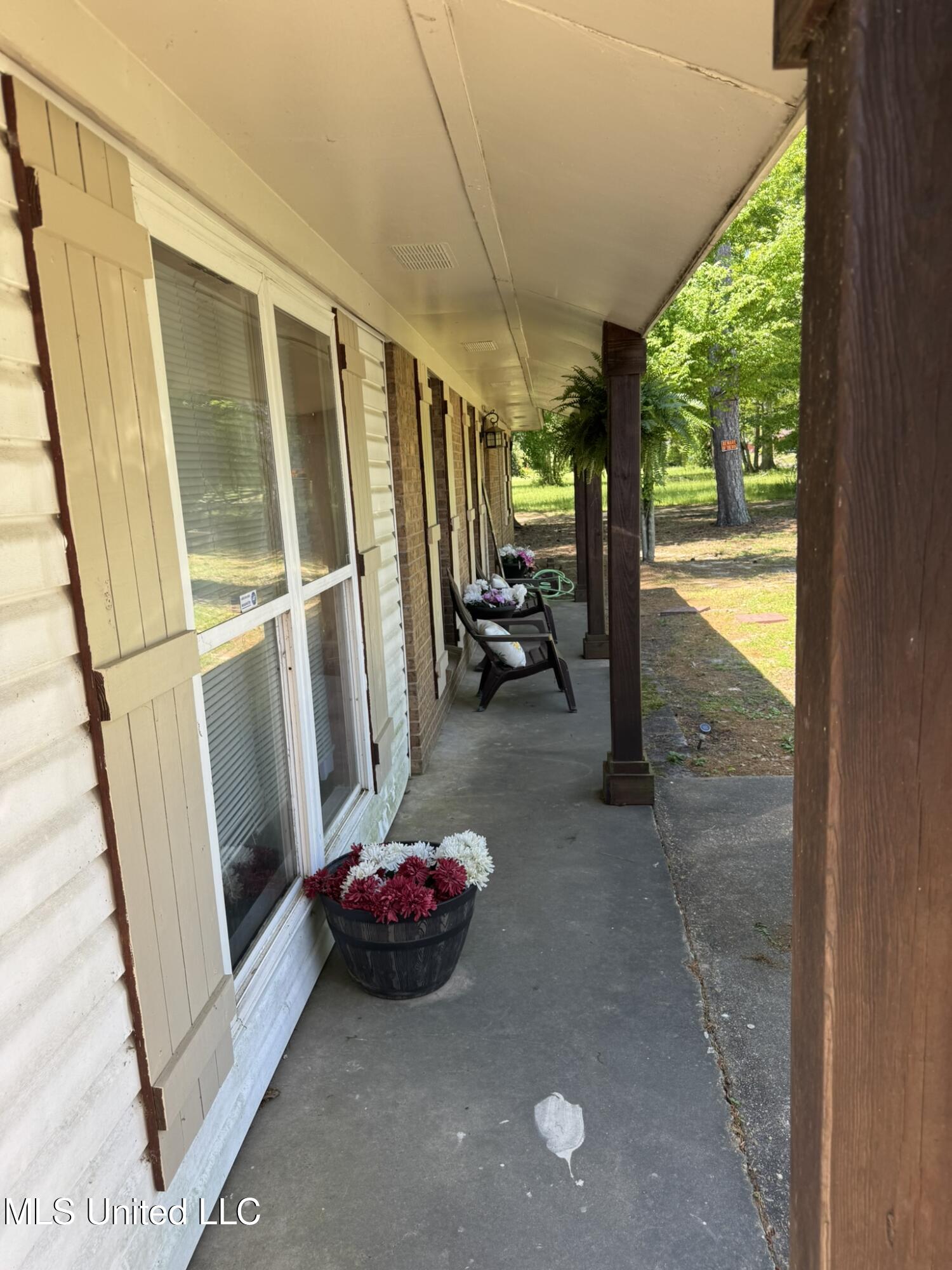 605 Old Canton Road, Carthage, Mississippi image 3
