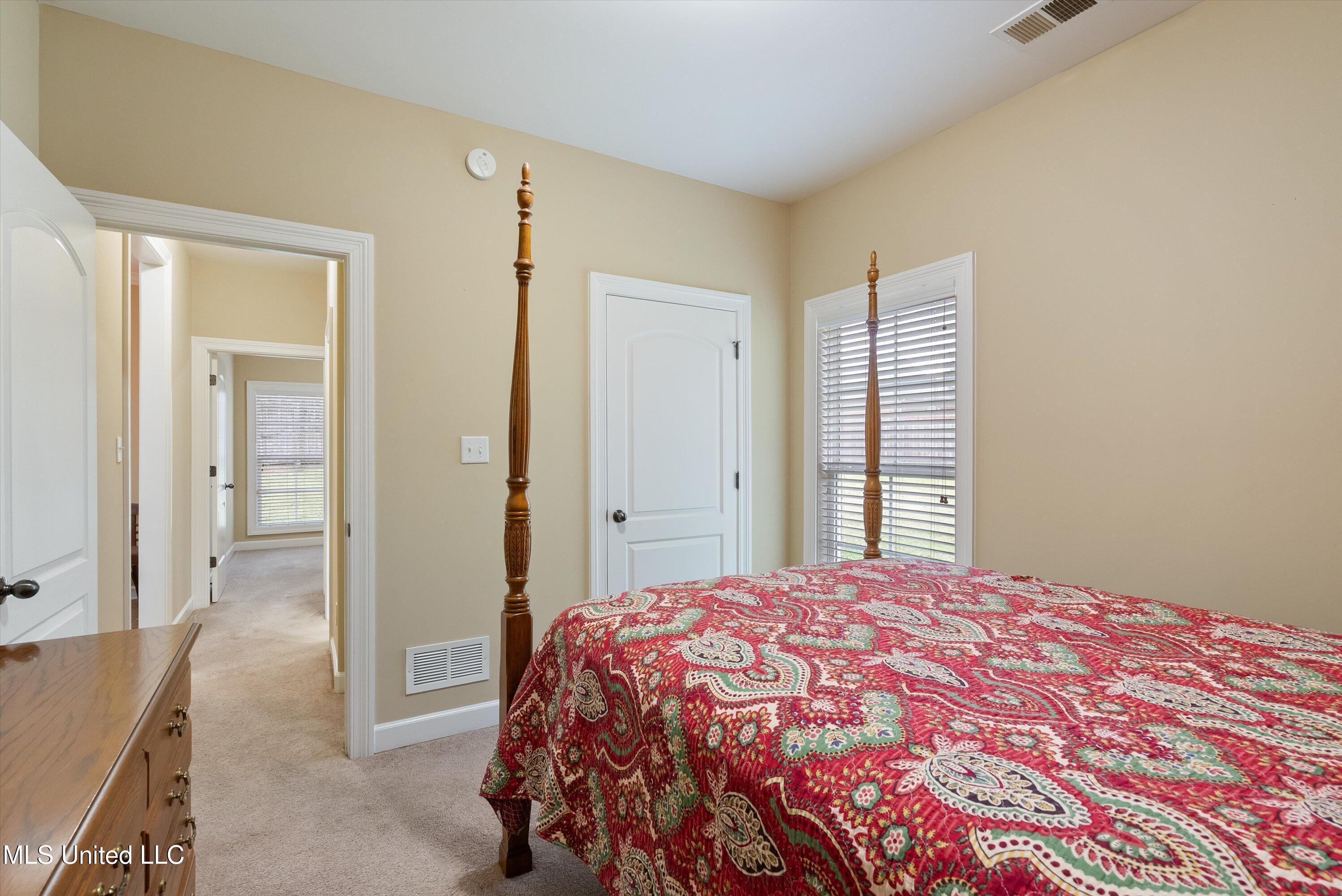3362 Valley Crest Drive, Southaven, Mississippi image 25