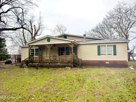 Mobile Home For Sale - 74 Blue Water Road<br/> Coahoma County, Alligator, MS 38720
