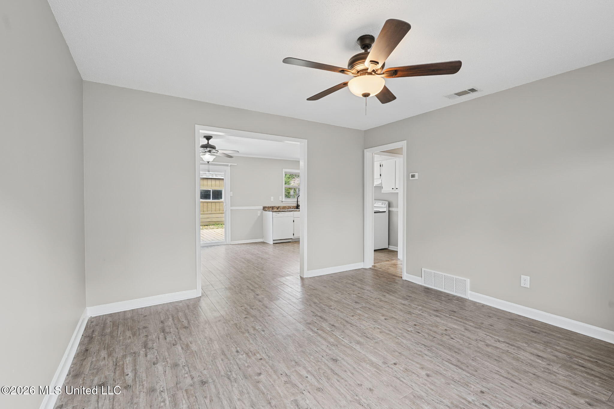 1768 Brown Cove