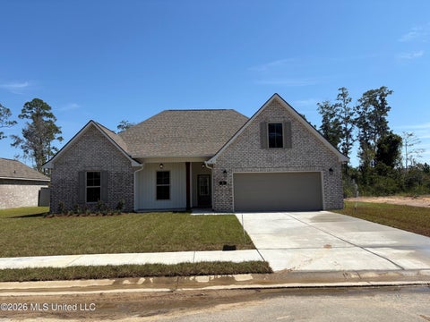 Homes For Sale - 8 Byers Lane<br/> Harrison County, Long Beach, MS 39560