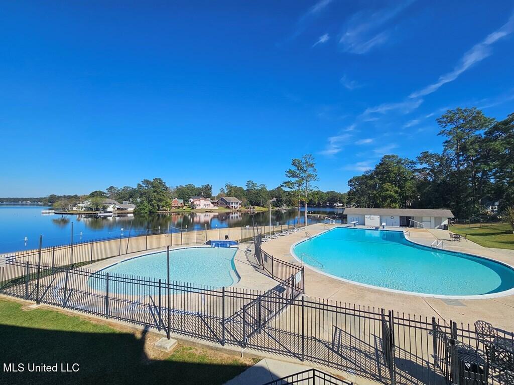 1717 E Lakeshore Drive, Carriere, Mississippi image 24
