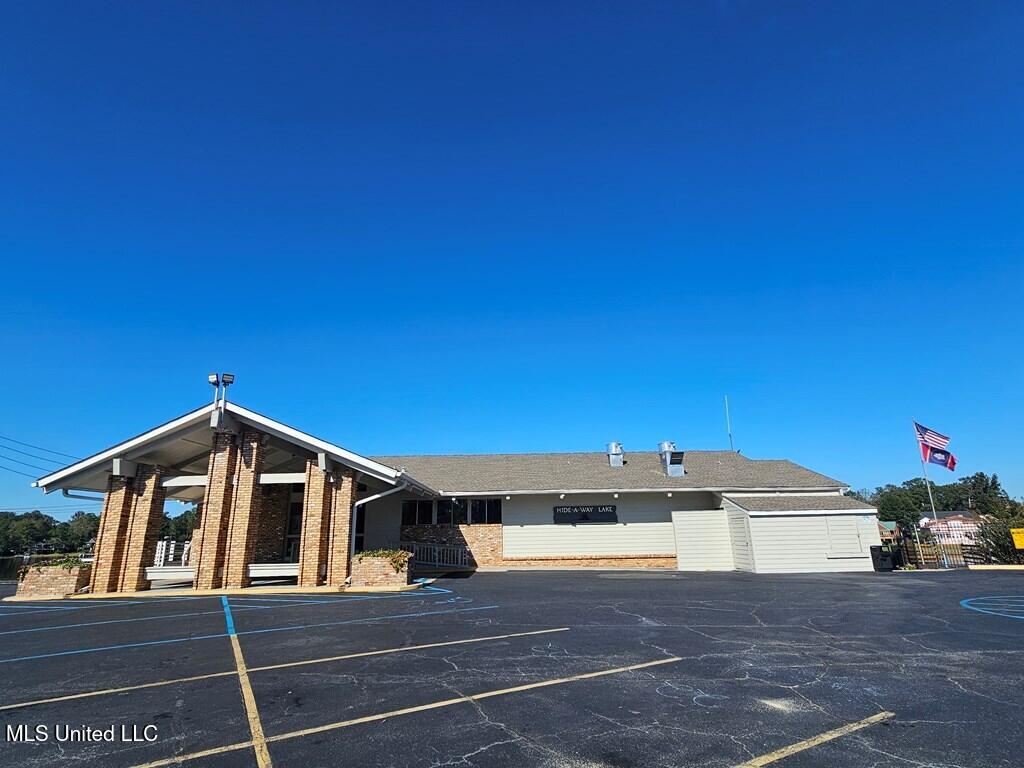 1717 E Lakeshore Drive, Carriere, Mississippi image 25