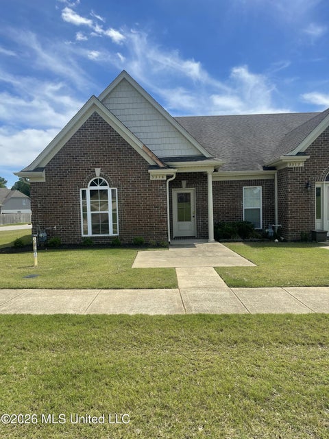 Townhouse For Sale - 3318 Jade Lane<br/> Southaven, MS 38672