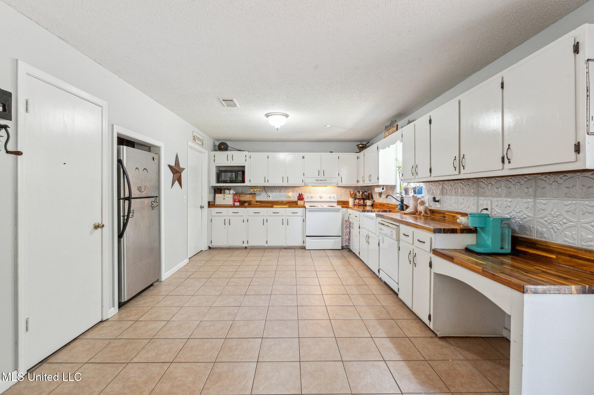 4628 Breland Road, Vancleave, Mississippi image 11