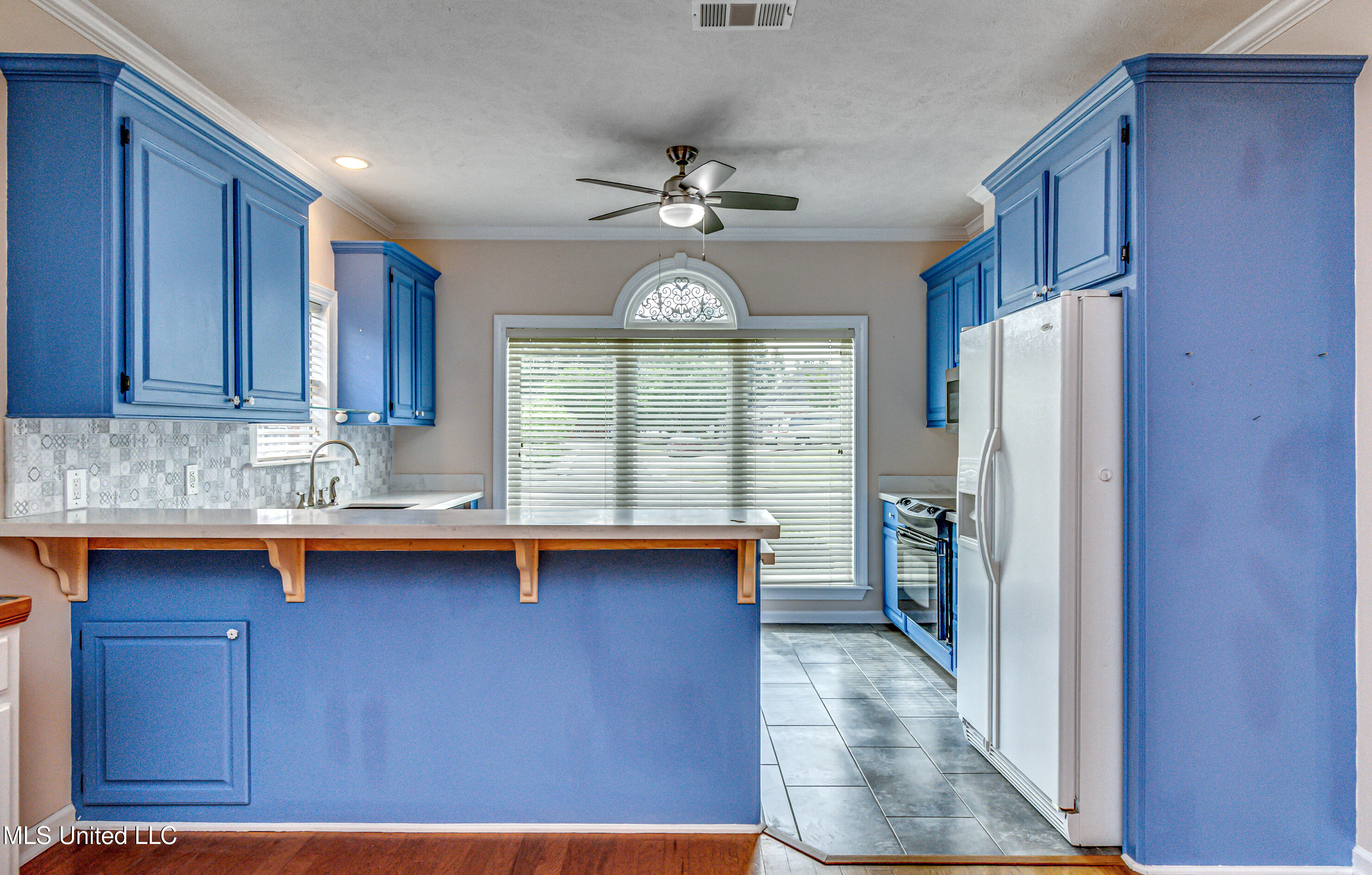 562 Spring Lake Drive, Pearl, Mississippi image 14