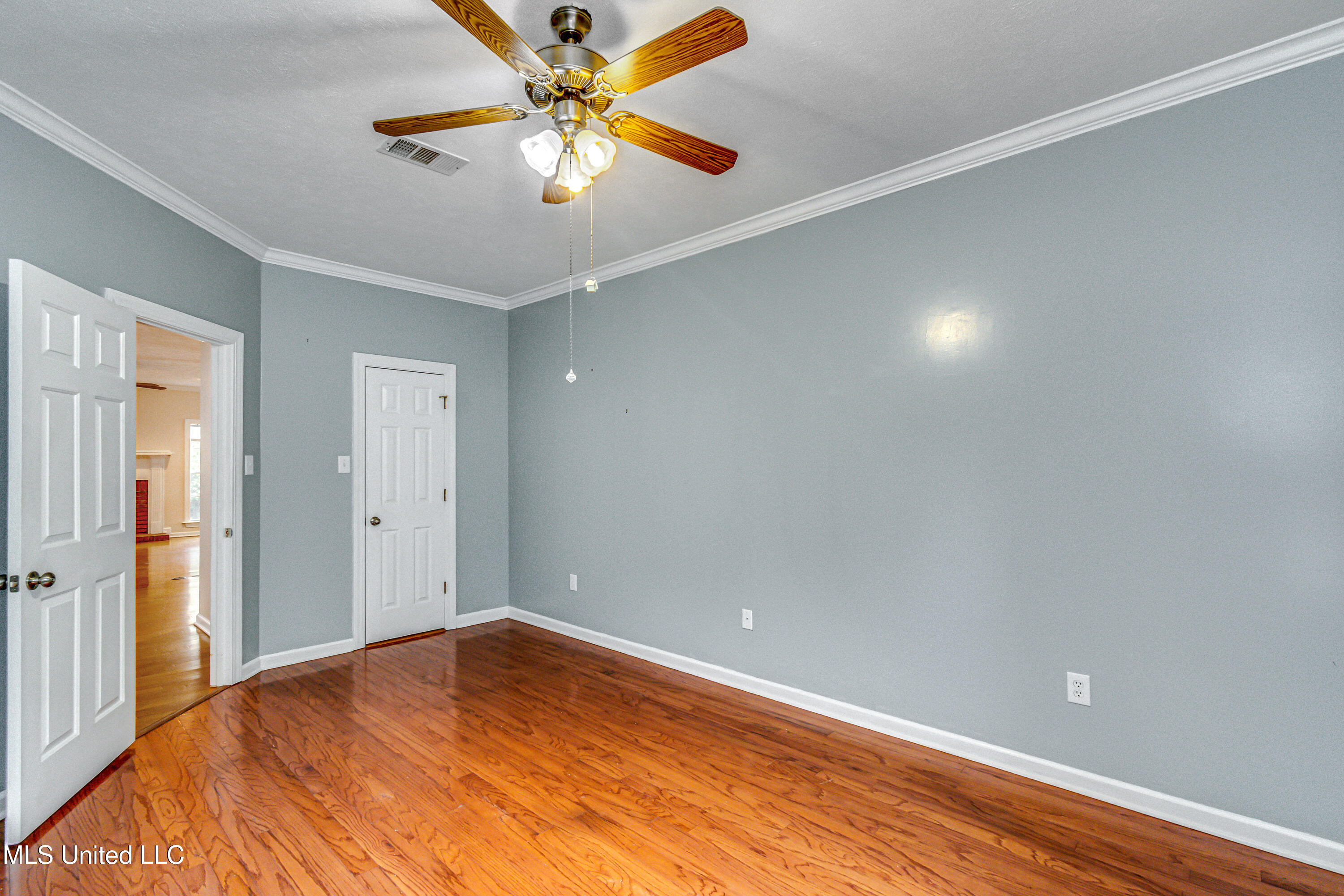 562 Spring Lake Drive, Pearl, Mississippi image 27