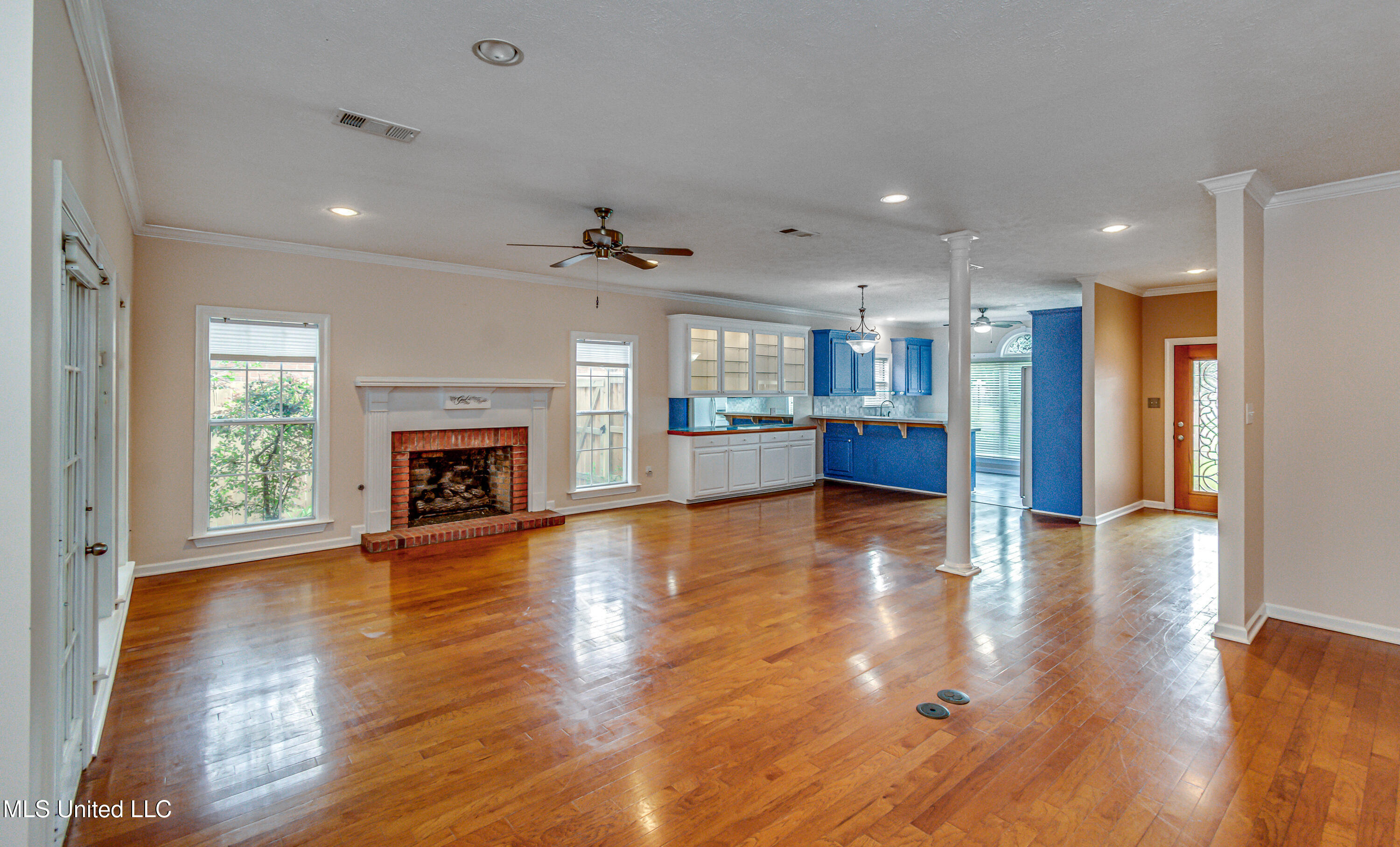 562 Spring Lake Drive, Pearl, Mississippi image 11